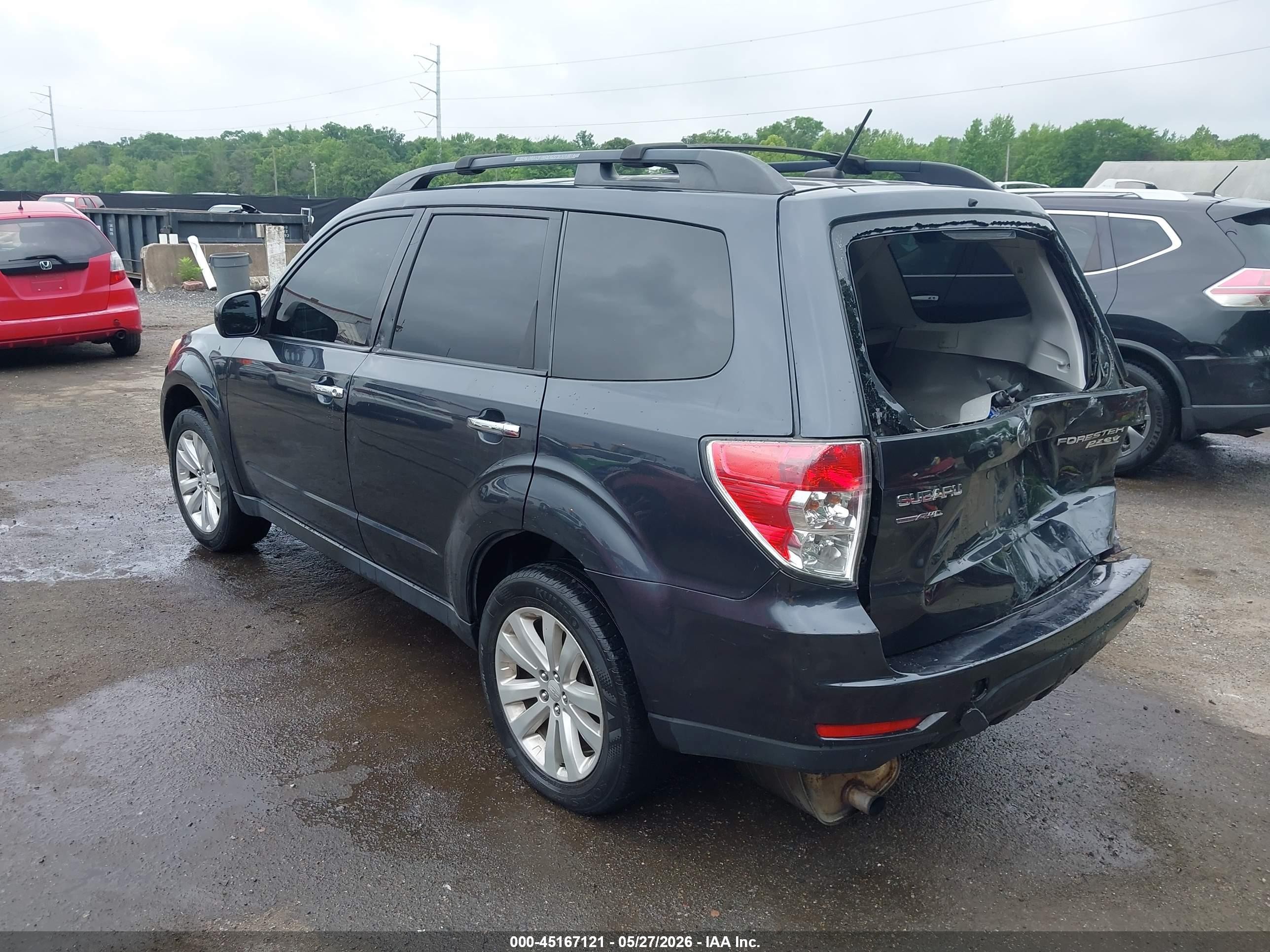 2012 Subaru Forester 2.5x Premium Blue vin: JF2SHADC4CH432688