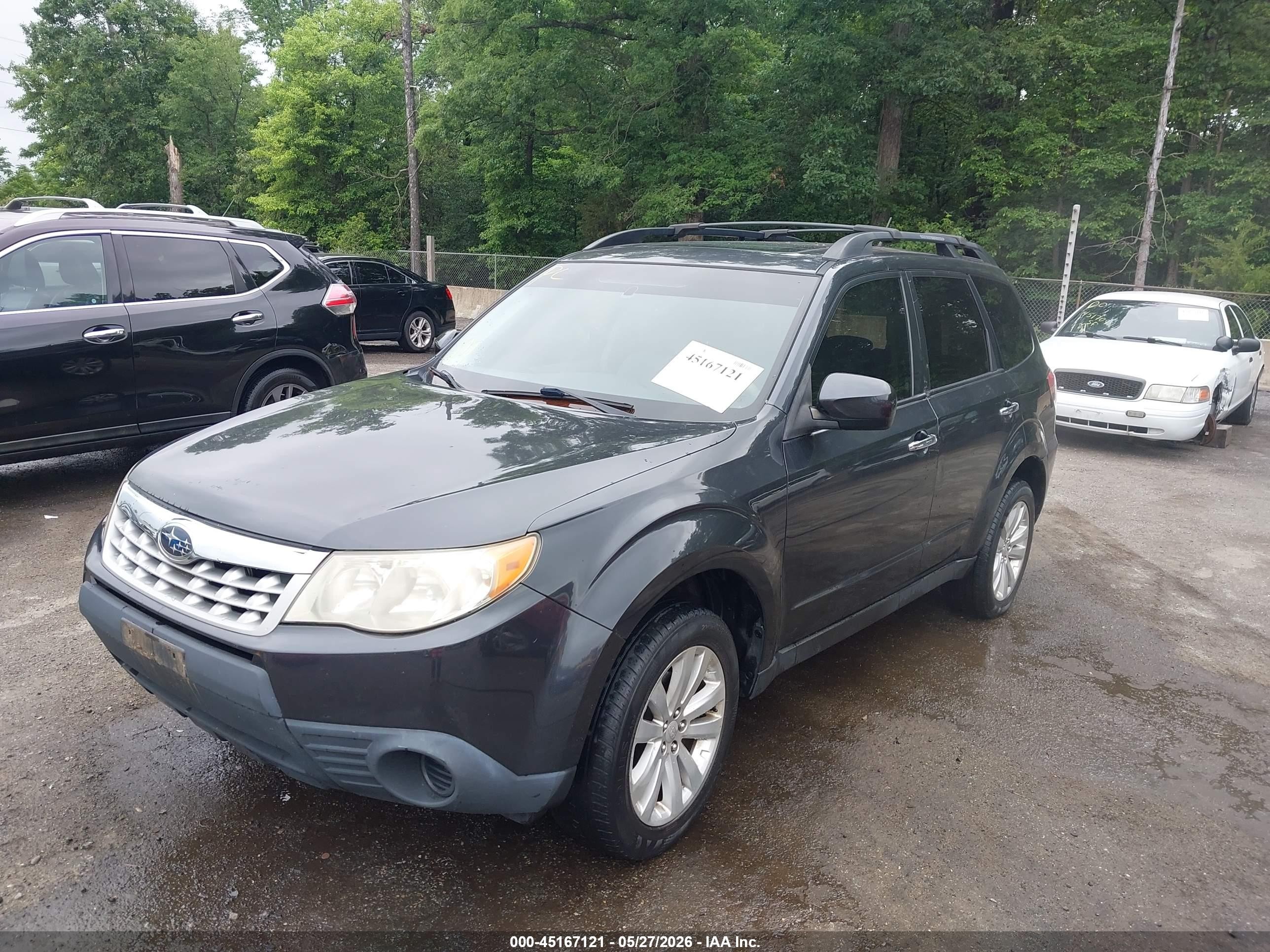 2012 Subaru Forester 2.5x Premium Blue vin: JF2SHADC4CH432688