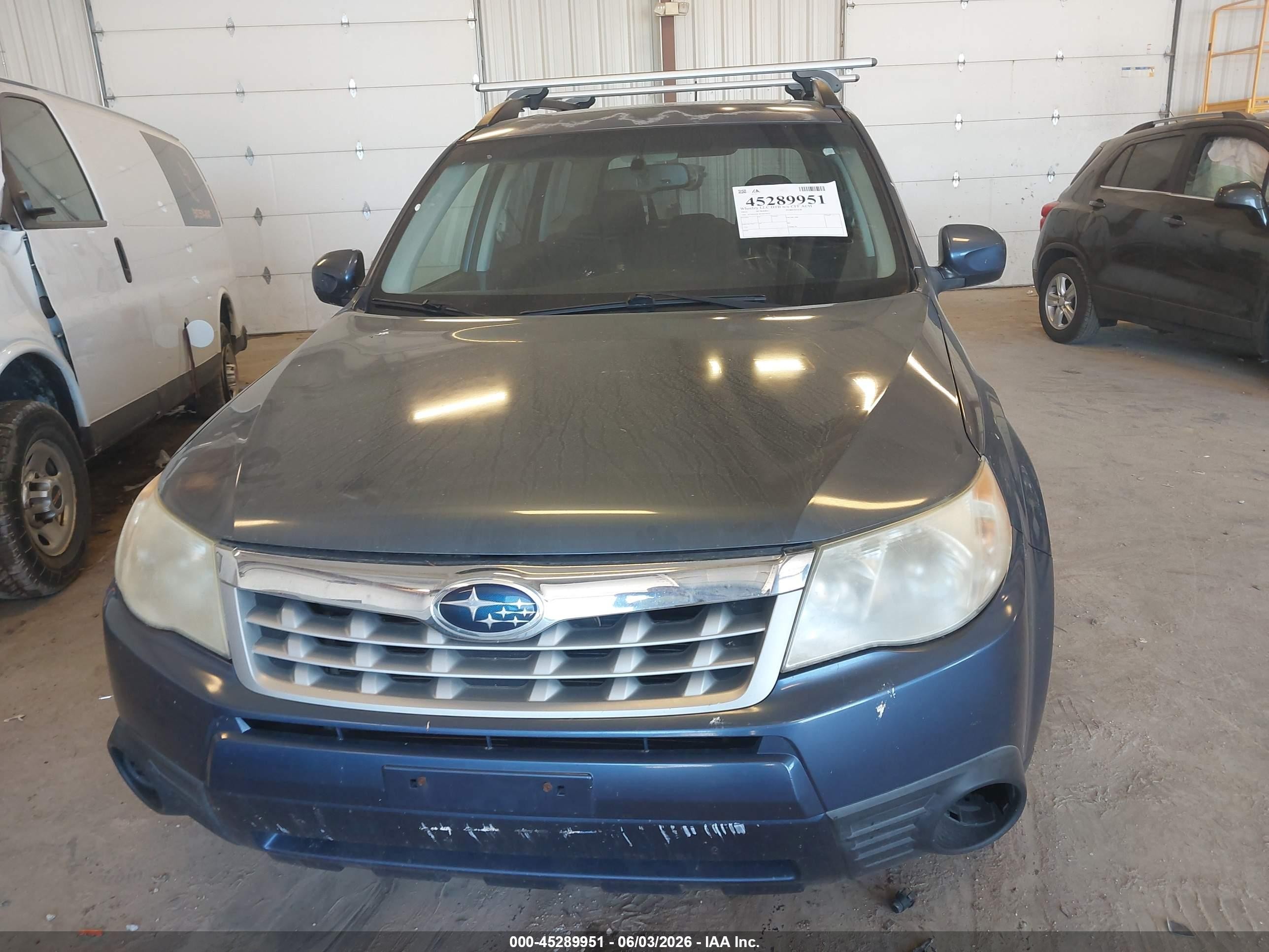 2012 Subaru Forester 2.5x Premium Blue vin: JF2SHADC4CH434621