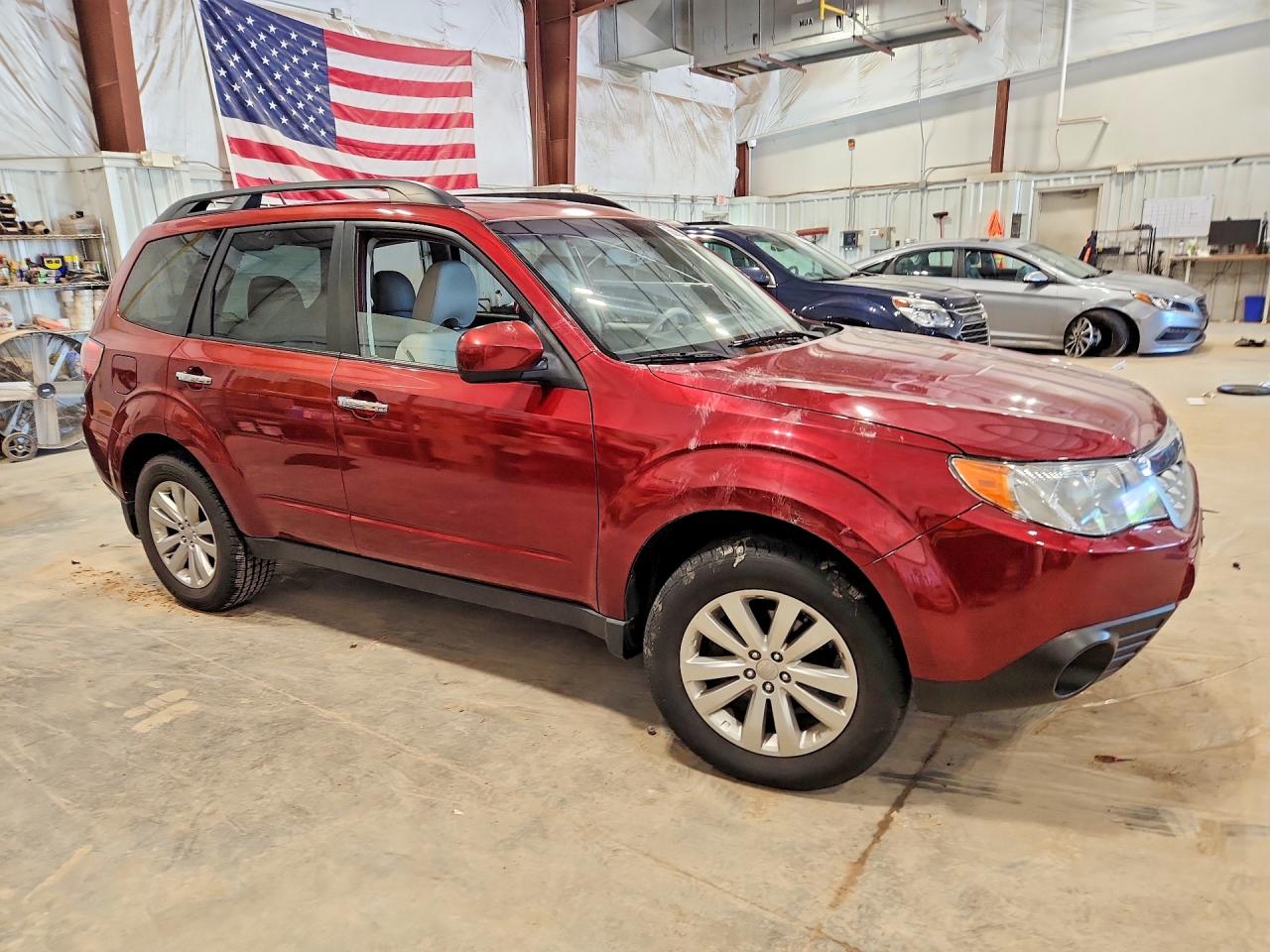 2012 Subaru Forester 2.5x Premium Red vin: JF2SHADC4CH445750