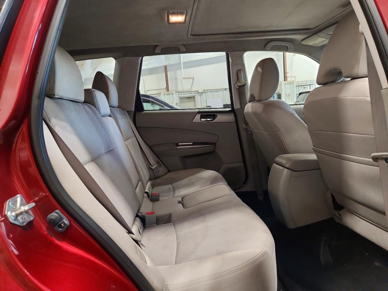 2012 Subaru Forester 2.5x Premium Red vin: JF2SHADC4CH445750