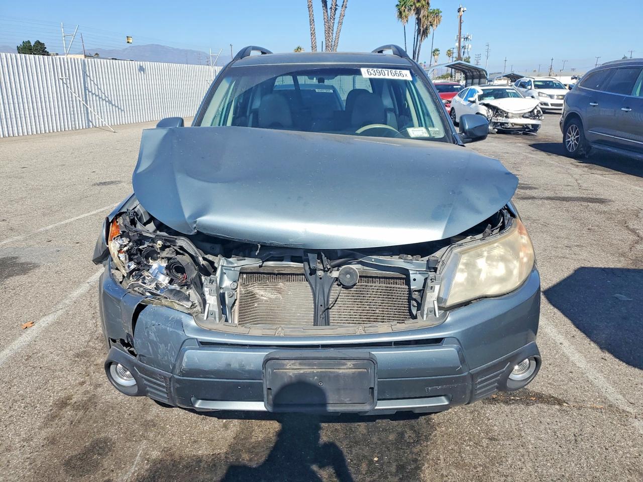 2012 Subaru Forester 2.5x Premium Blue vin: JF2SHADC4CH459177