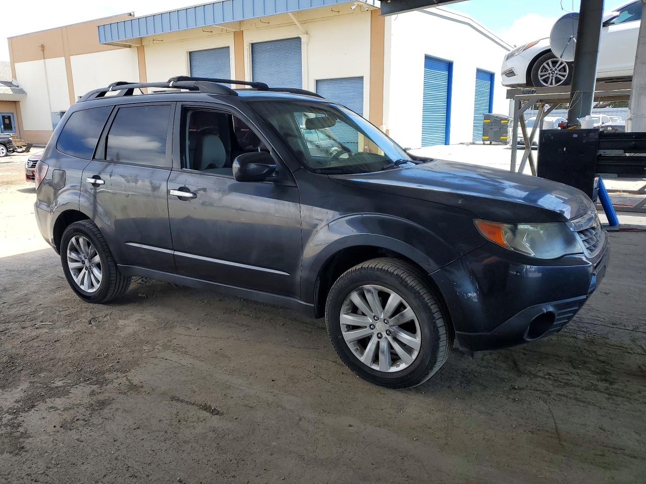 2012 Subaru Forester 2.5x Premium Charcoal vin: JF2SHADC4CH462029