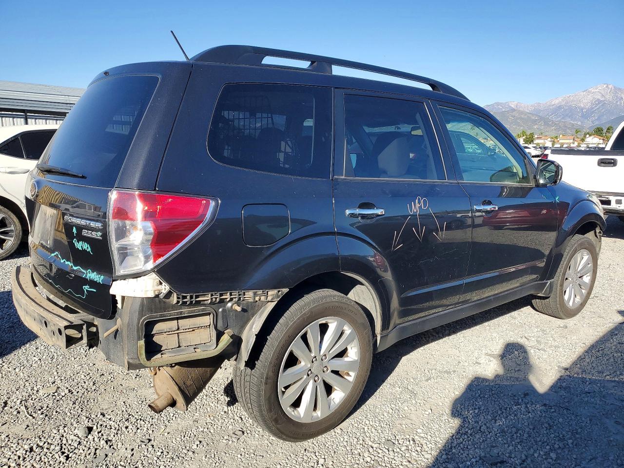 2012 Subaru Forester 2.5x Premium Charcoal vin: JF2SHADC4CH470177