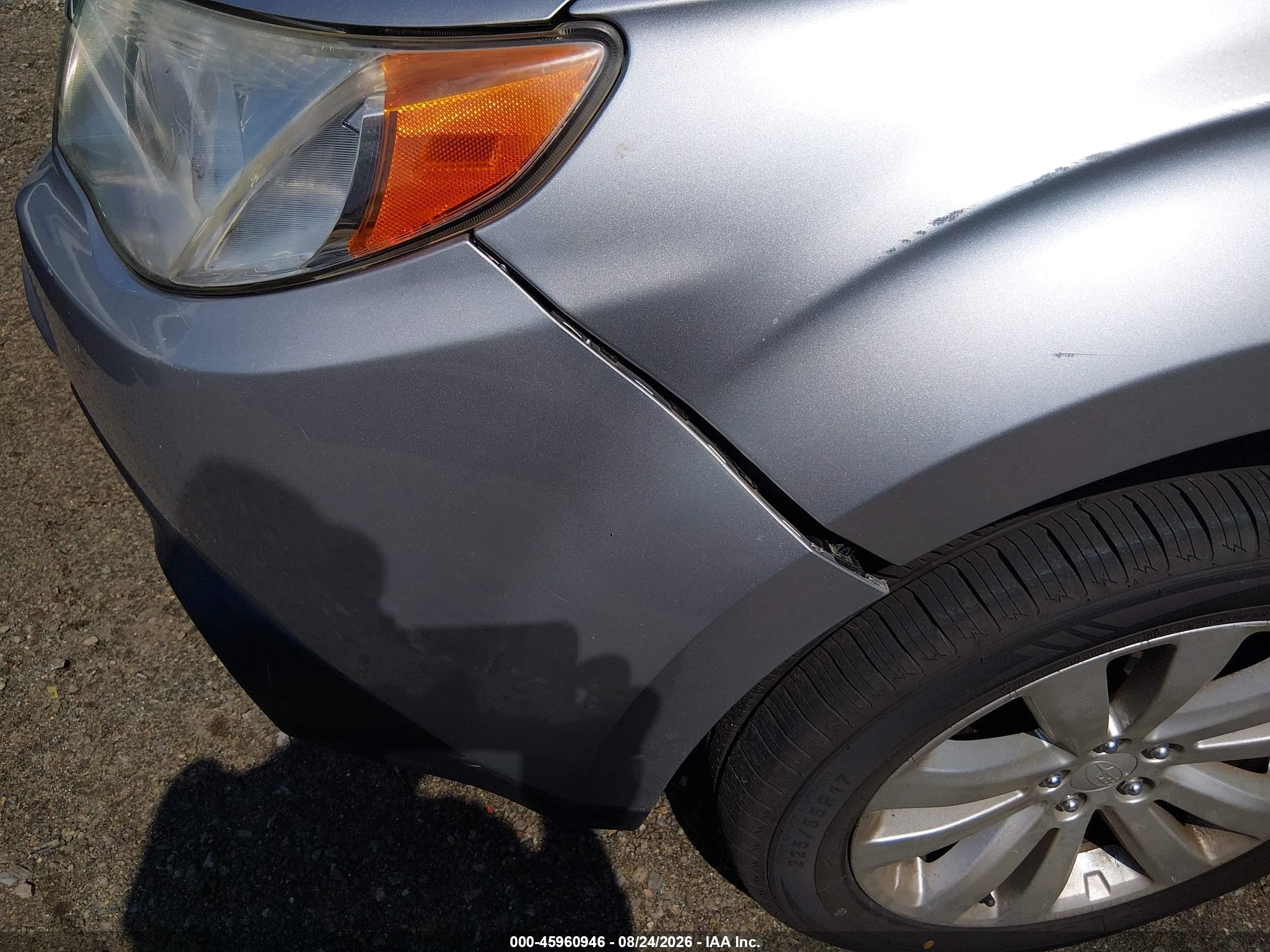 2013 Subaru Forester 2.5x Premium Серебряный vin: JF2SHADC4DH400311