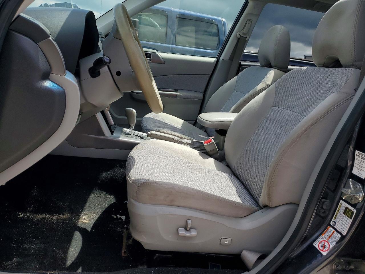 2013 Subaru Forester 2.5x Premium Blue vin: JF2SHADC4DH432479
