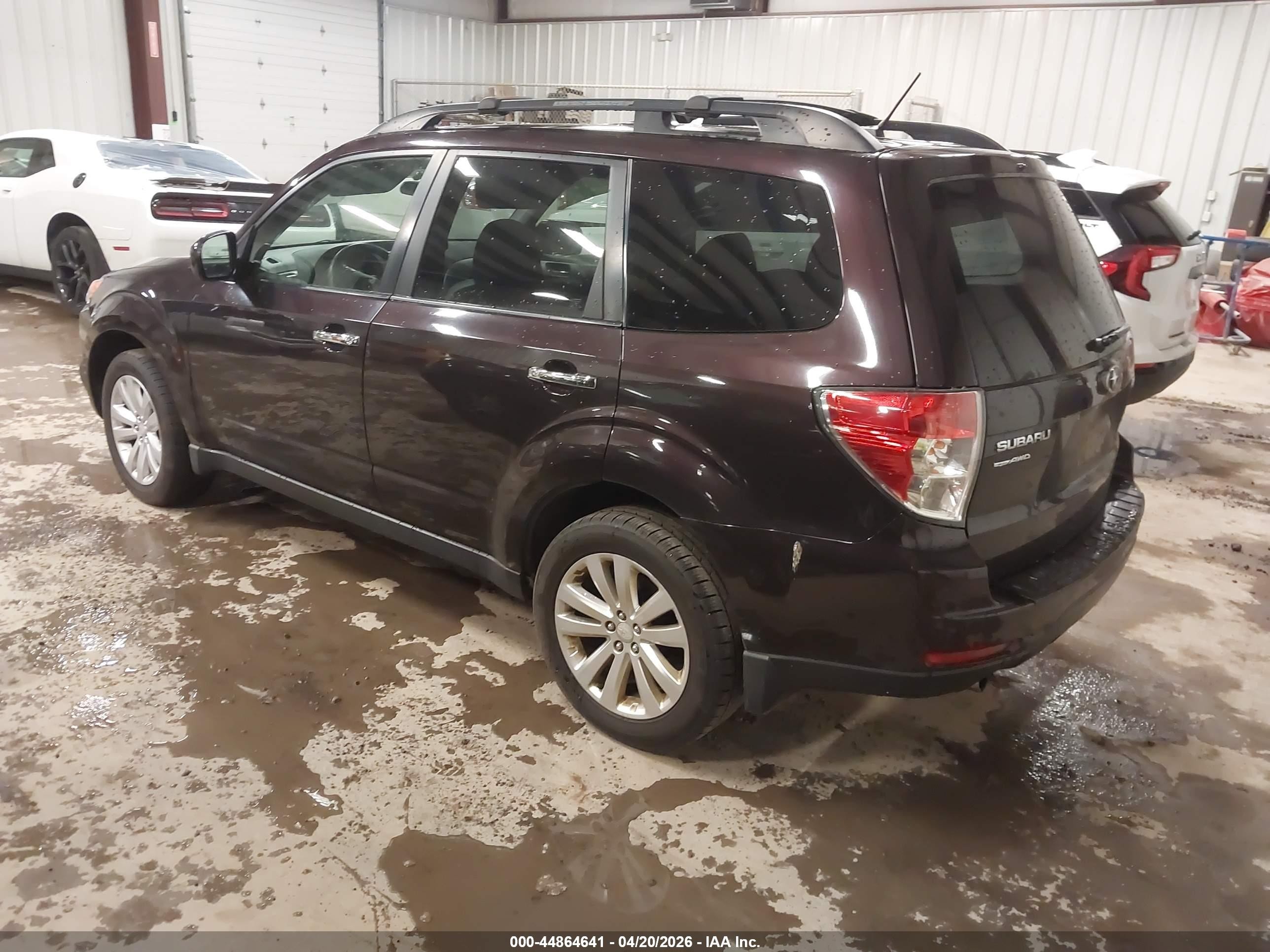2013 Subaru Forester 2.5x Premium Purple vin: JF2SHADC4DH439349
