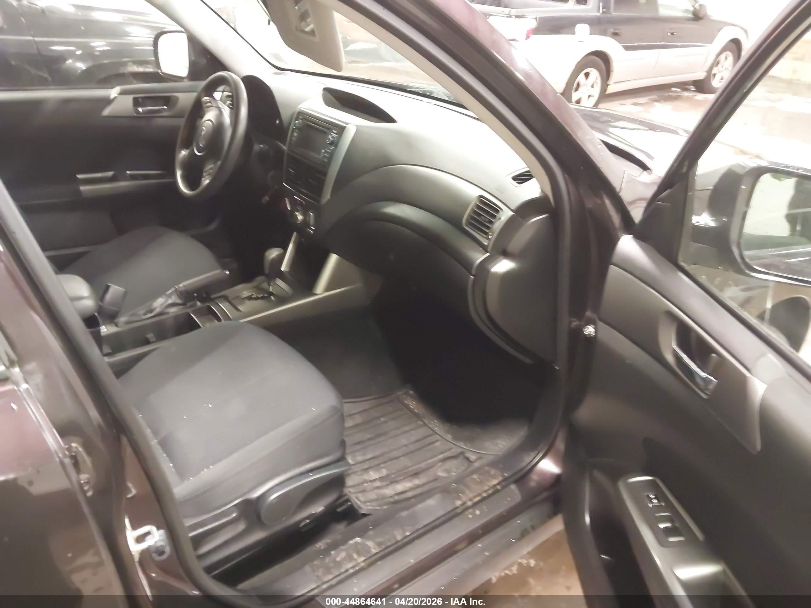 2013 Subaru Forester 2.5x Premium Purple vin: JF2SHADC4DH439349