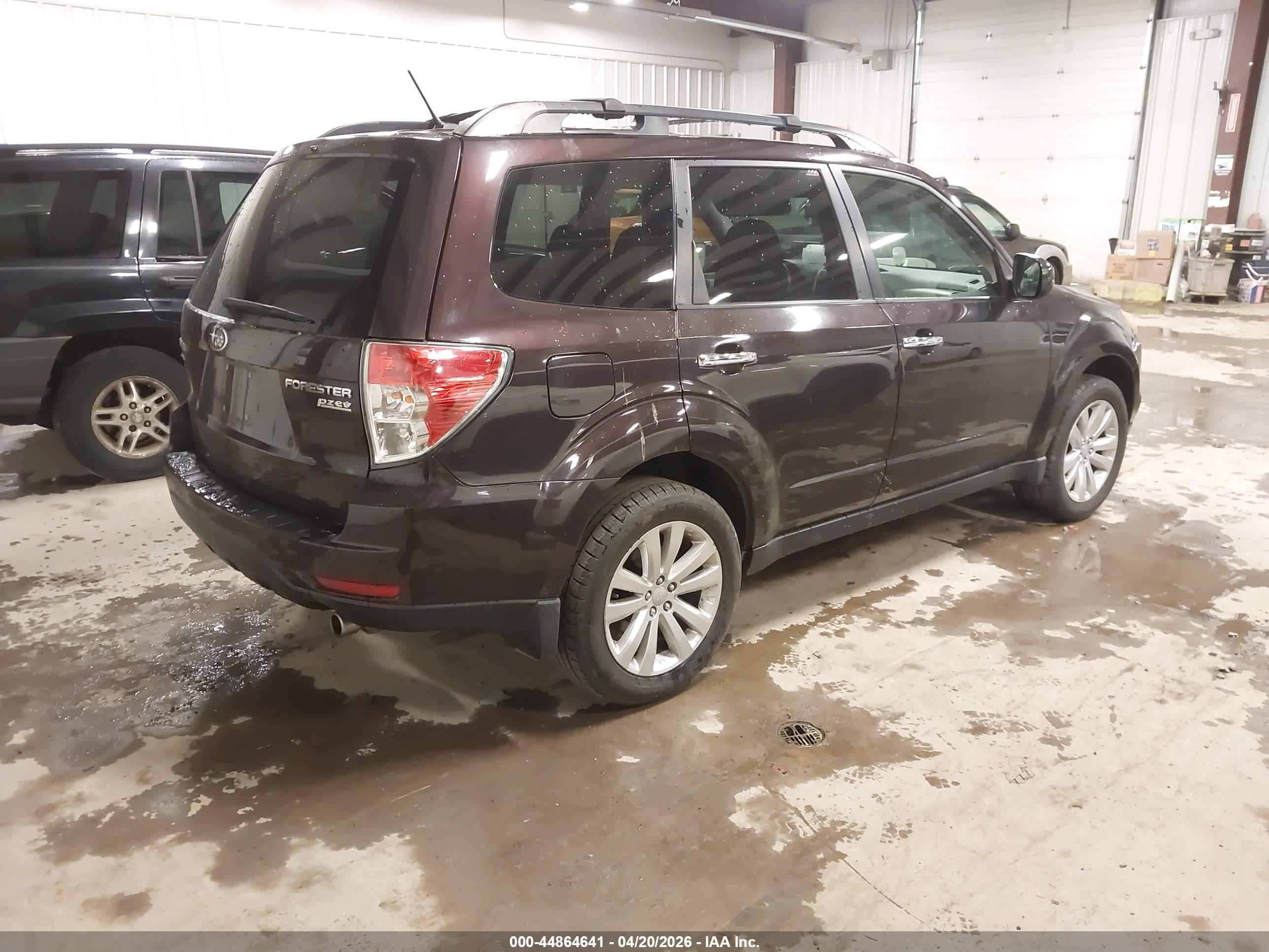 2013 Subaru Forester 2.5x Premium Purple vin: JF2SHADC4DH439349