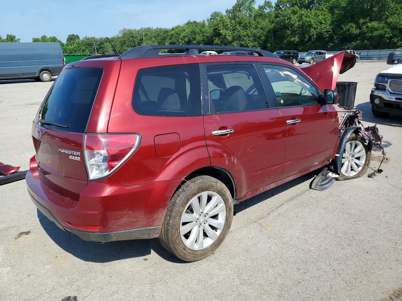 2011 Subaru Forester 2.5x Premium Maroon vin: JF2SHADC5BH710660