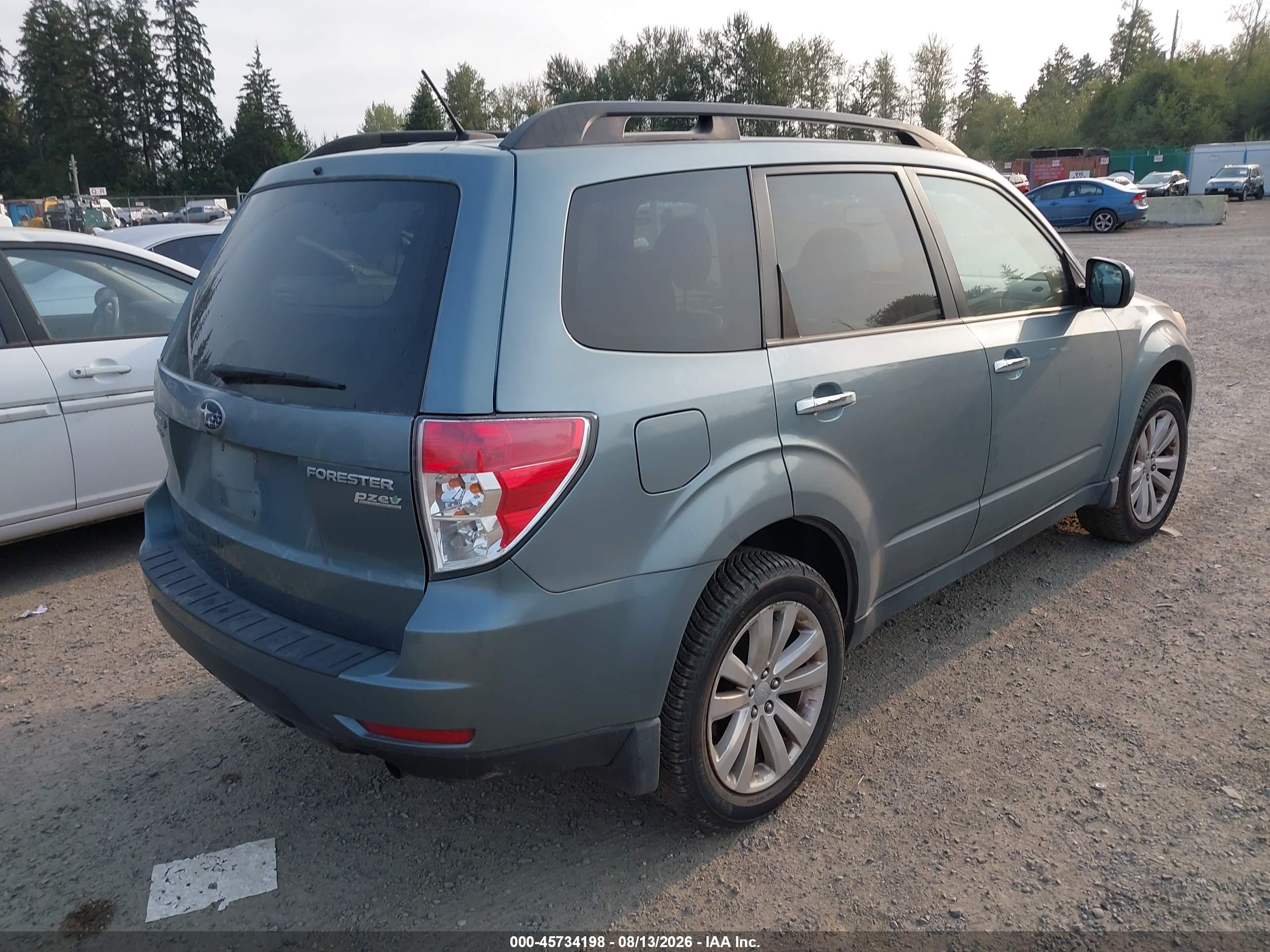2011 Subaru Forester 2.5x Premium Light Blue vin: JF2SHADC5BH725501