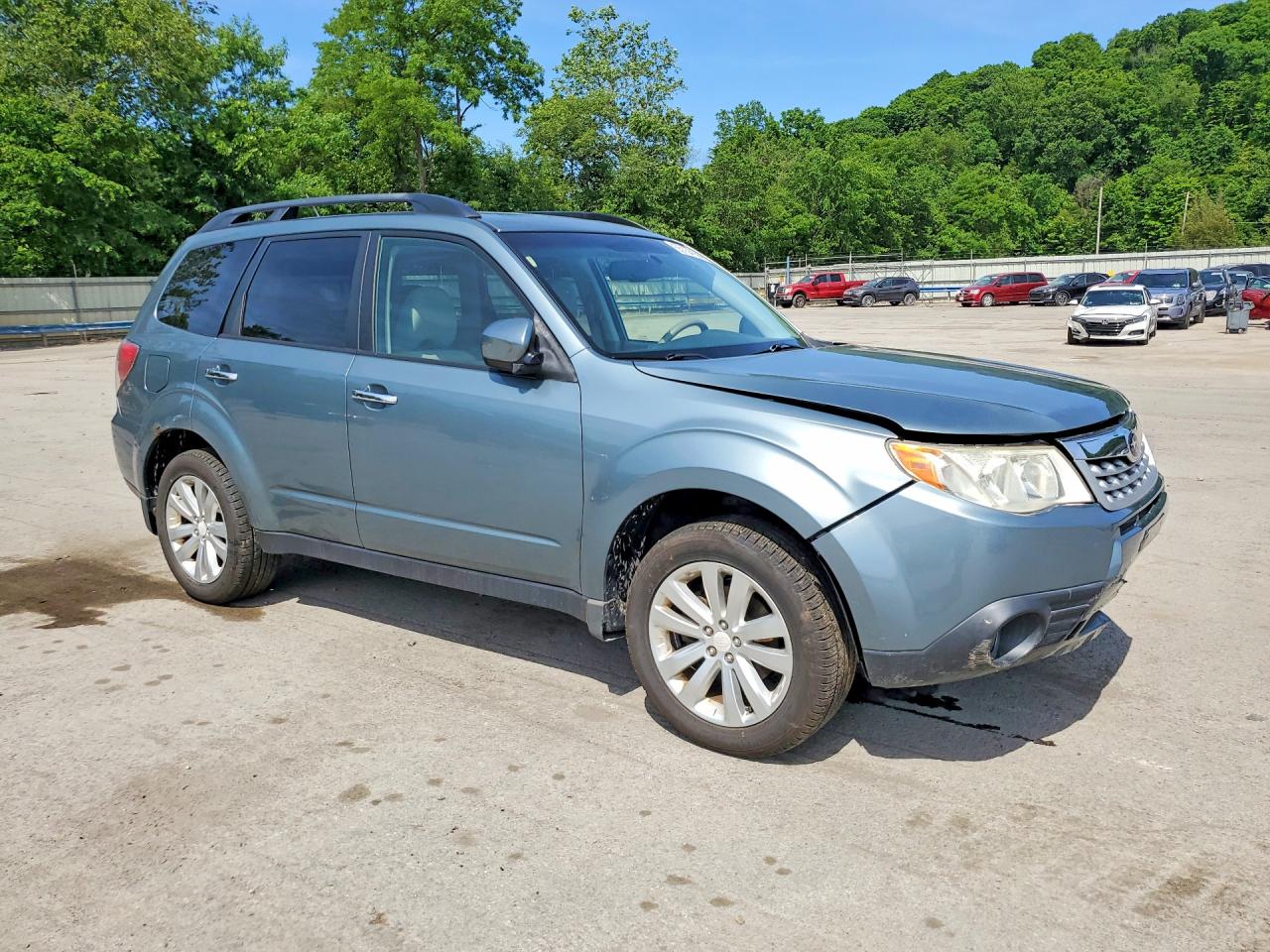 2011 Subaru Forester 2.5x Premium Green vin: JF2SHADC5BH765304