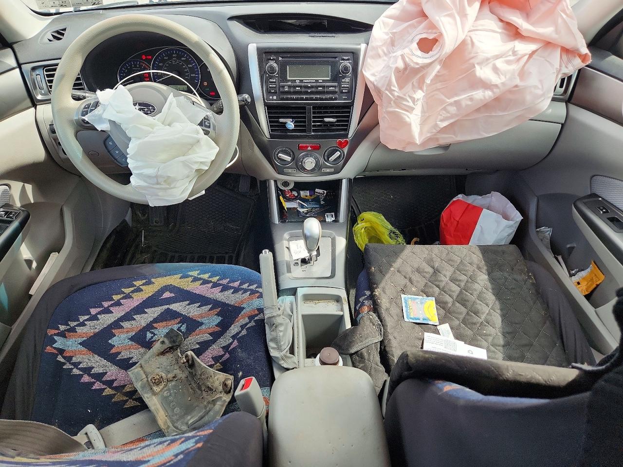 2011 Subaru Forester 2.5x Premium Gray vin: JF2SHADC5BH772480