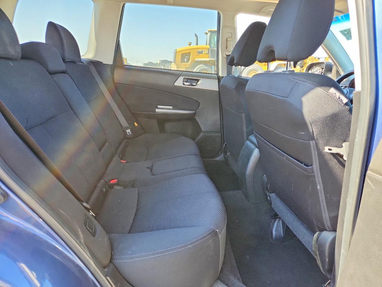2012 Subaru Forester 2.5x Premium Blue vin: JF2SHADC5CH403460