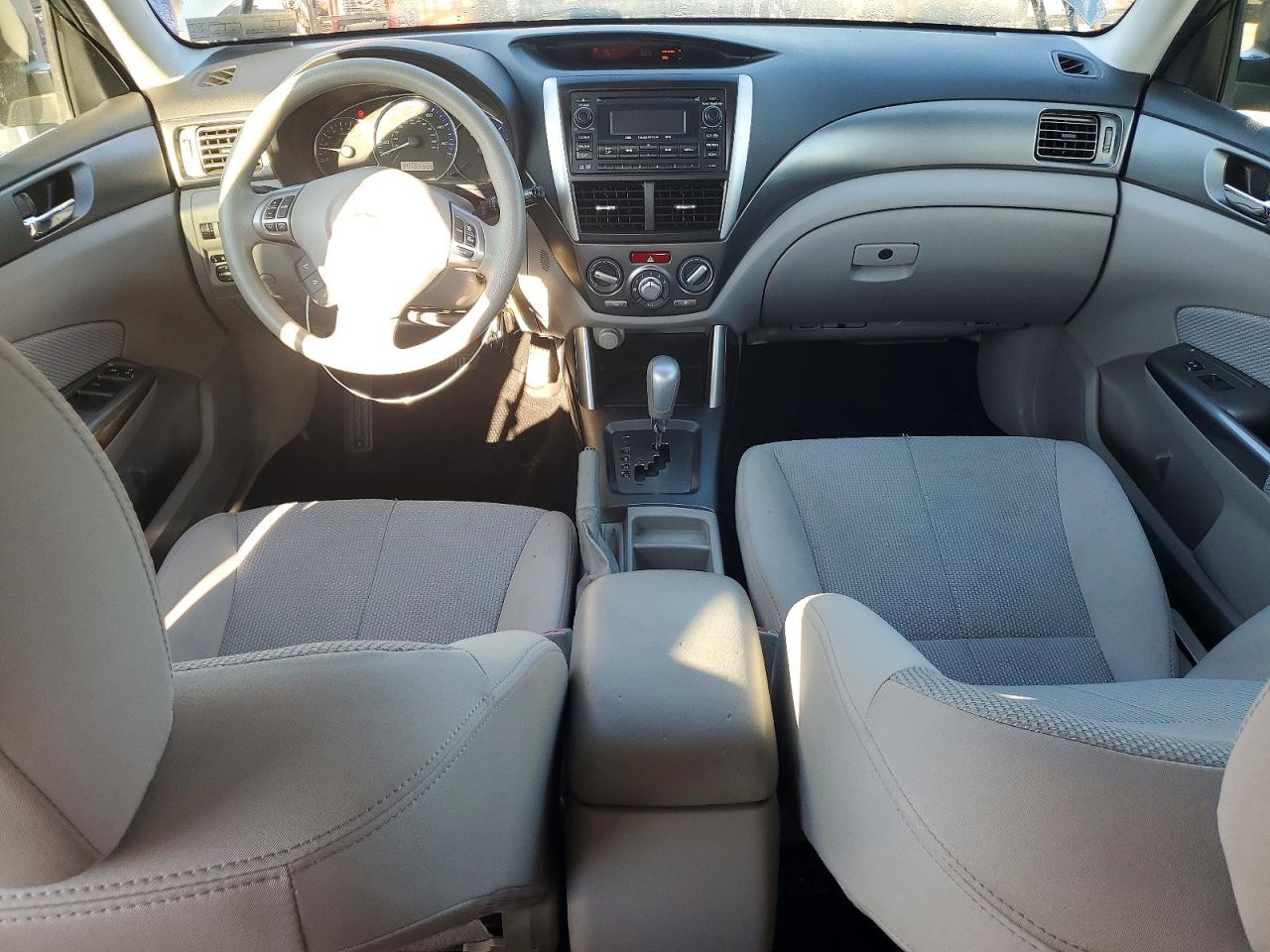2012 Subaru Forester 2.5x Premium Blue vin: JF2SHADC5CH430321