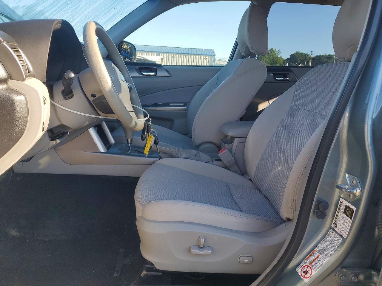 2012 Subaru Forester 2.5x Premium Blue vin: JF2SHADC5CH430321