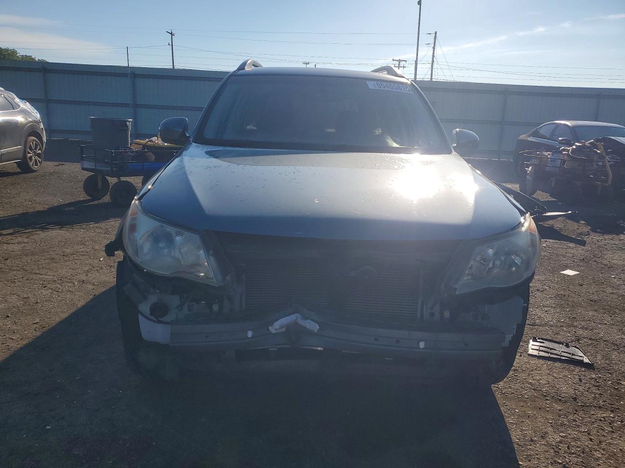 2012 Subaru Forester 2.5x Premium Blue vin: JF2SHADC5CH430321