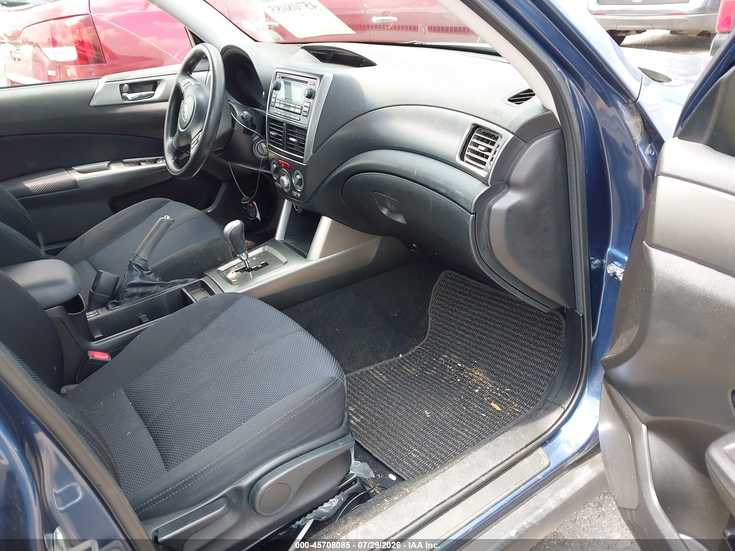 2012 Subaru Forester 2.5x Premium Blue vin: JF2SHADC5CH440766