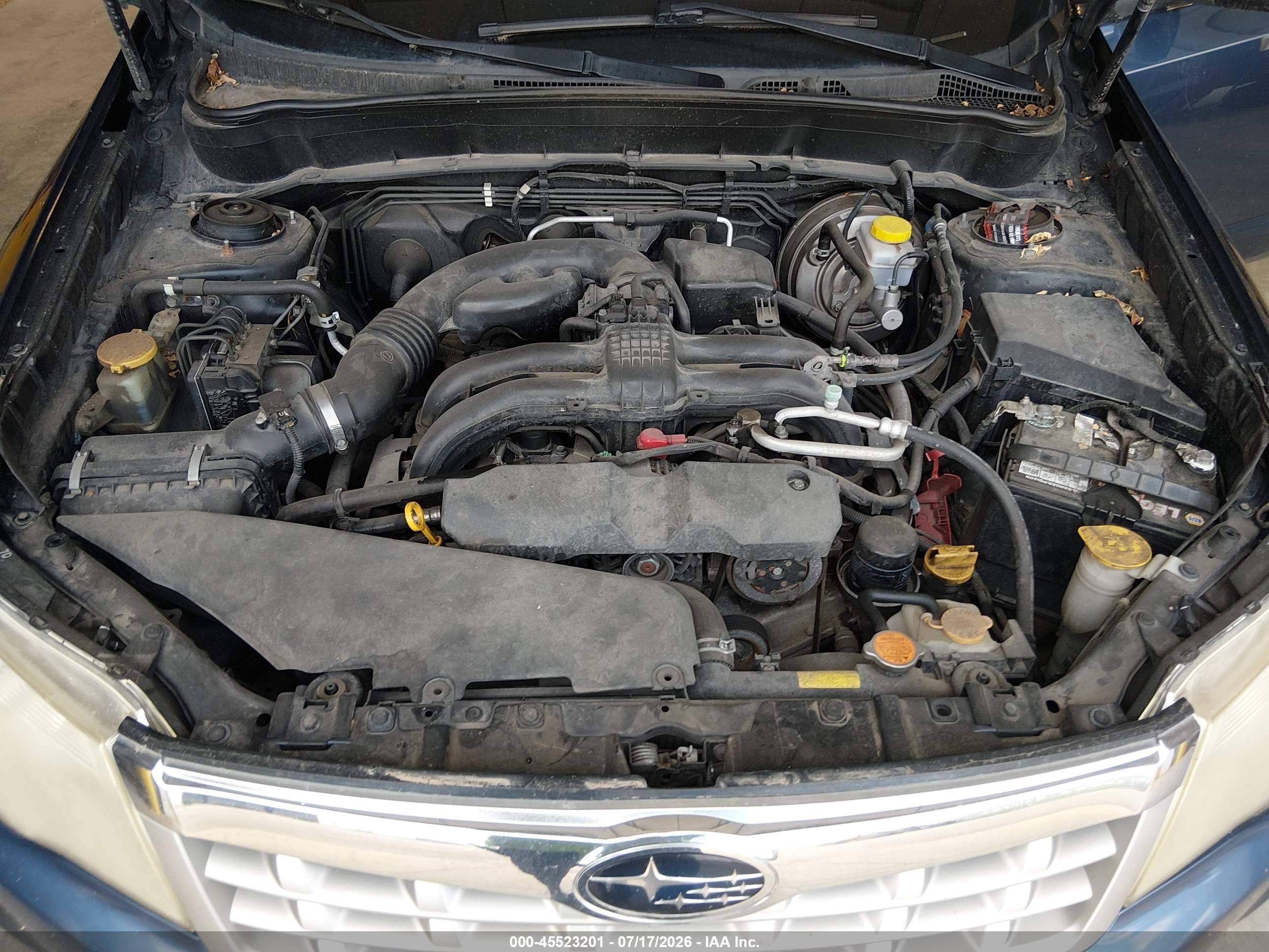 2012 Subaru Forester 2.5x Premium Blue vin: JF2SHADC5CH441917