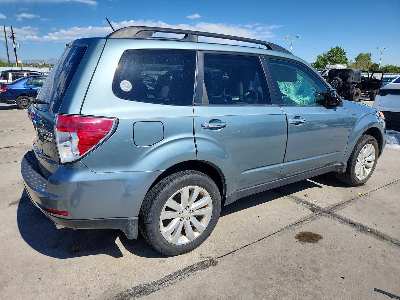 2012 Subaru Forester 2.5x Premium Green vin: JF2SHADC5CH445840