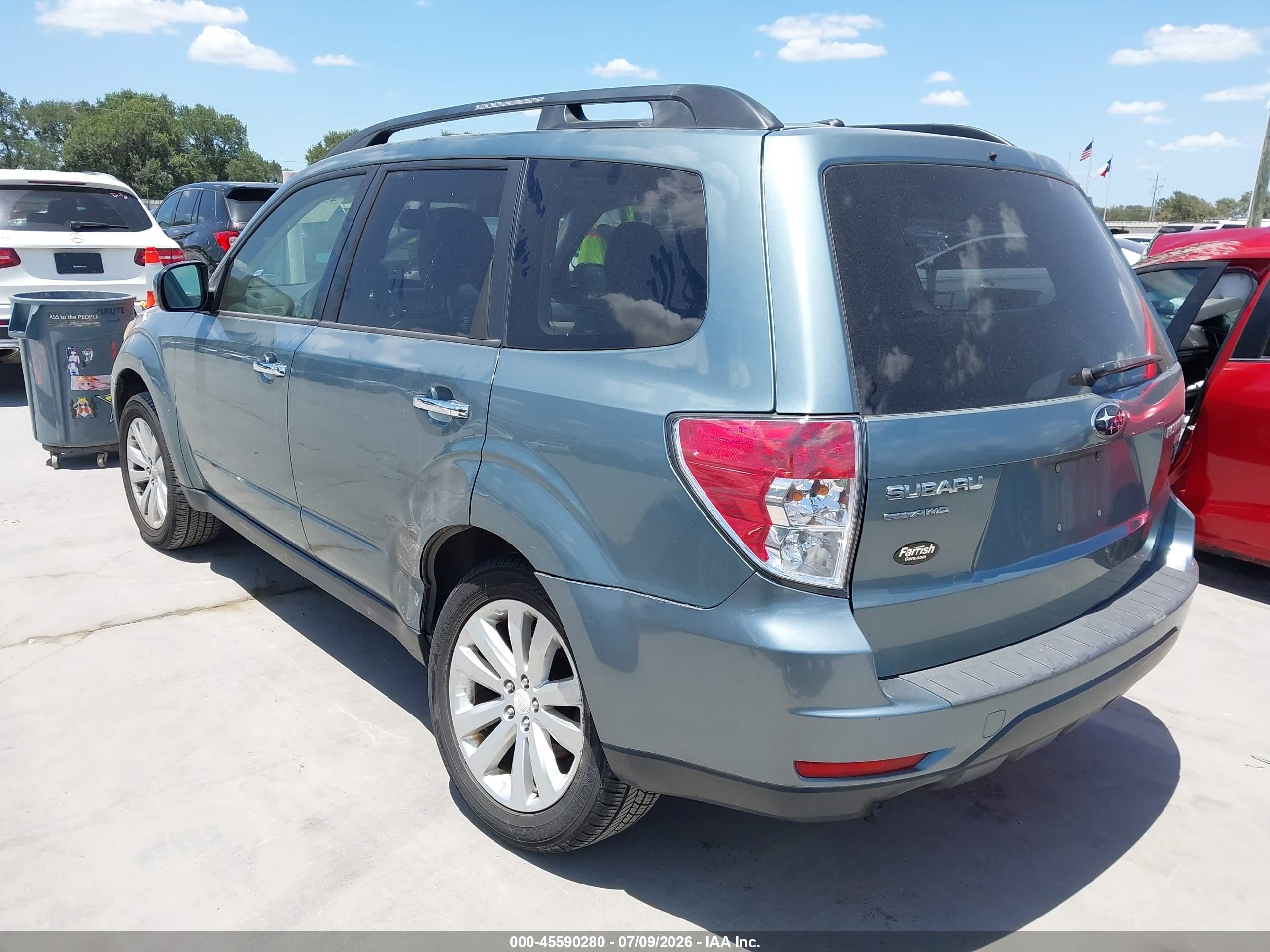 2012 Subaru Forester 2.5x Premium Turquoise vin: JF2SHADC5CH459513