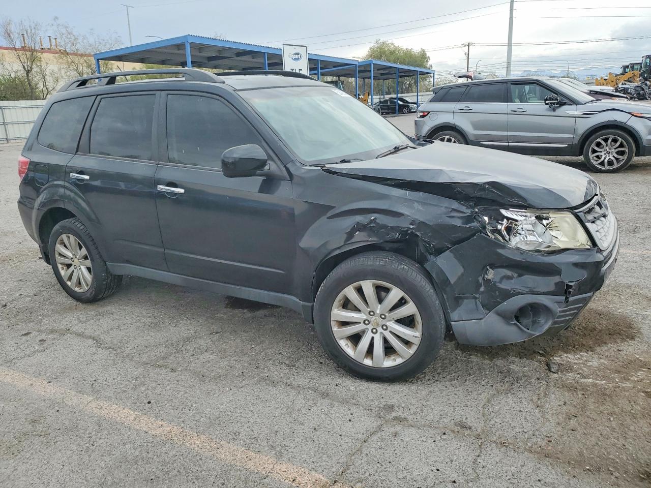 2012 Subaru Forester 2.5x Premium Black vin: JF2SHADC5CH460807