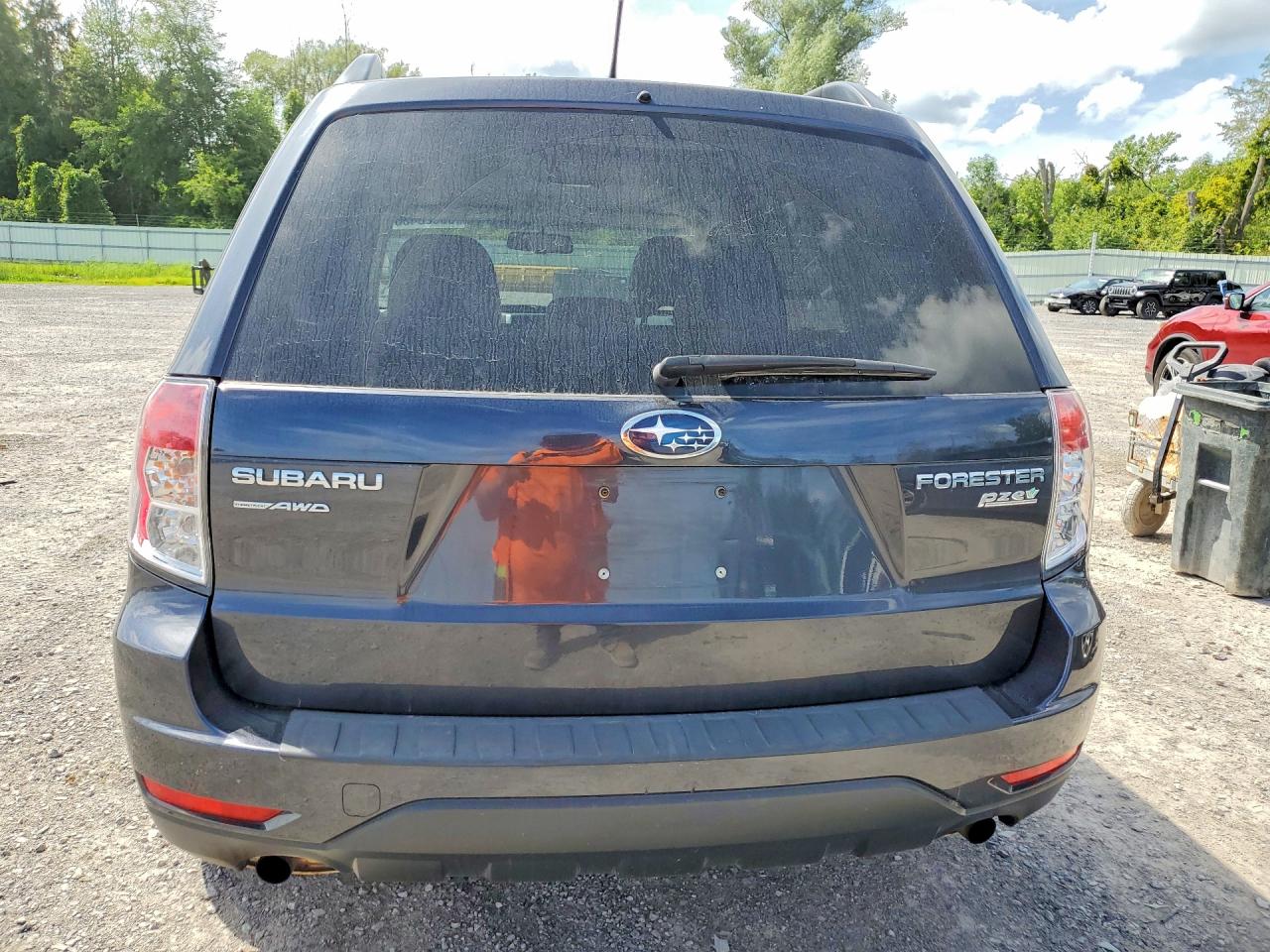 2013 Subaru Forester 2.5x Premium Gray vin: JF2SHADC5DH409390
