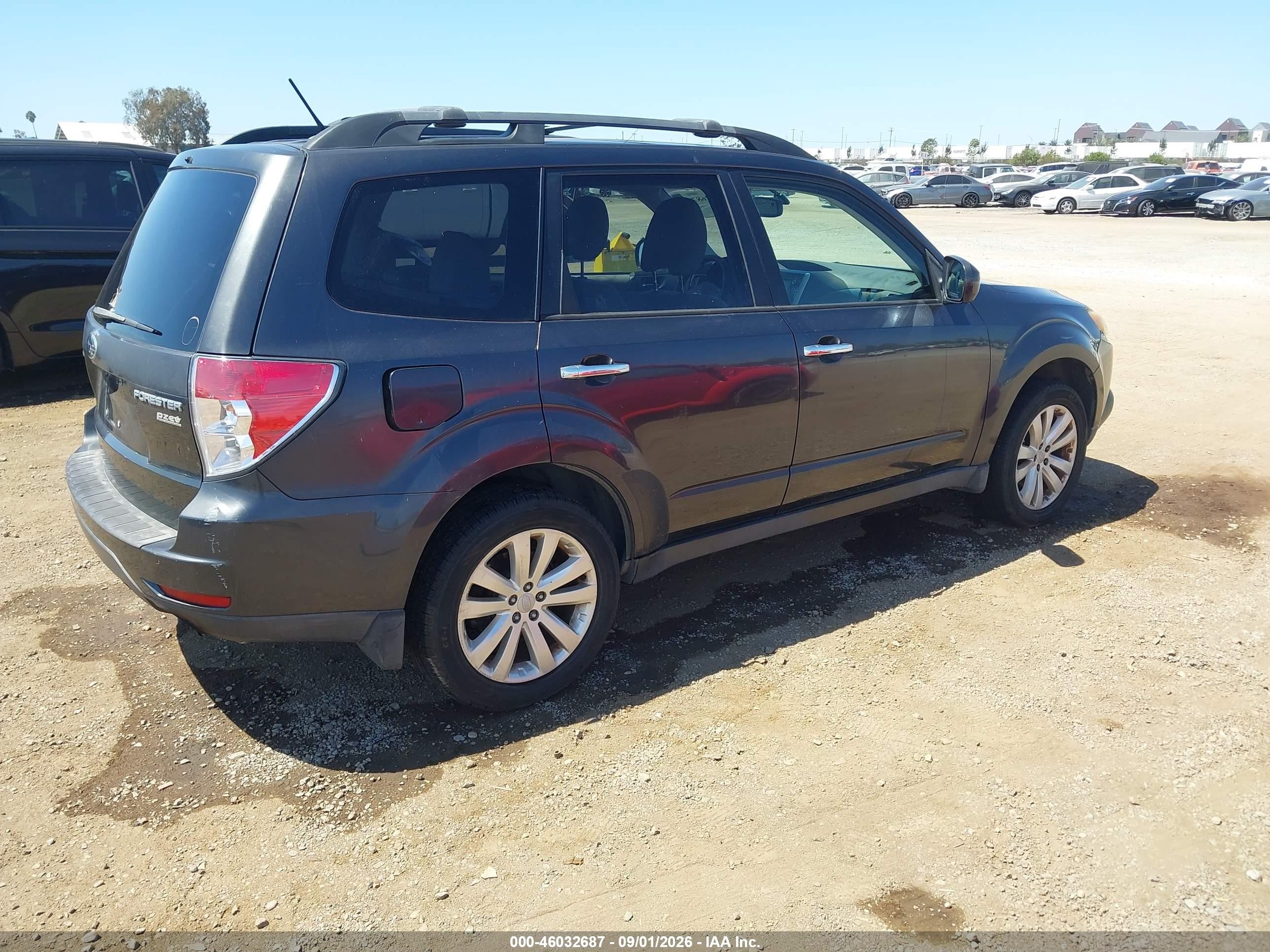 2013 Subaru Forester 2.5x Premium Gray vin: JF2SHADC5DH426061