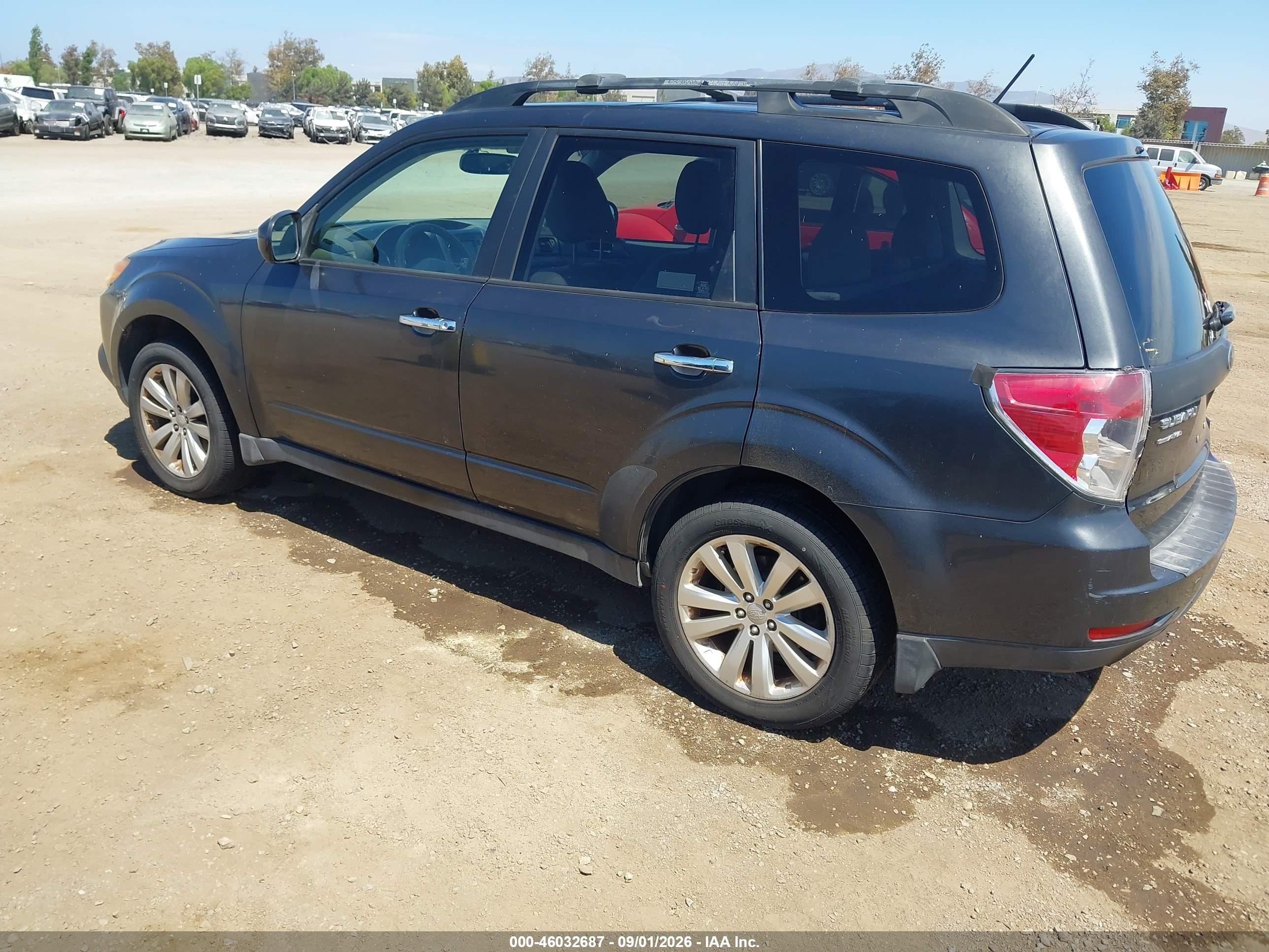 2013 Subaru Forester 2.5x Premium Gray vin: JF2SHADC5DH426061