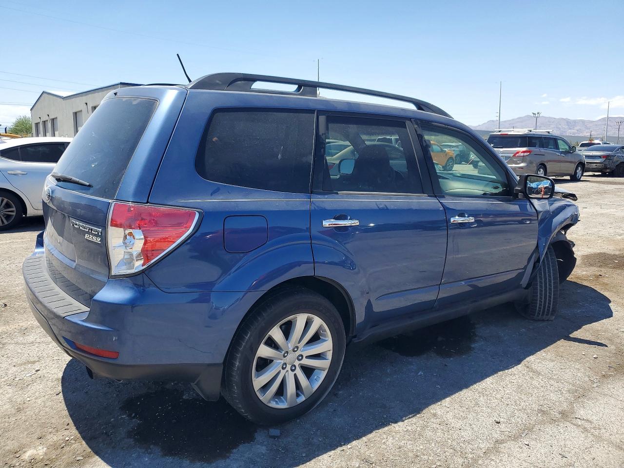 2013 Subaru Forester 2.5x Premium Синий vin: JF2SHADC5DH440428