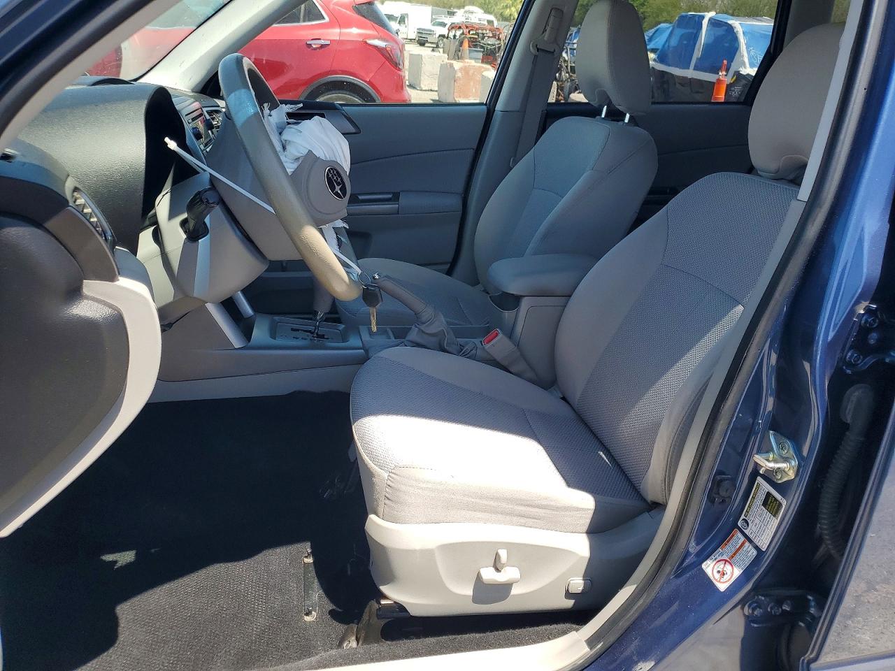 2013 Subaru Forester 2.5x Premium Синий vin: JF2SHADC5DH440428
