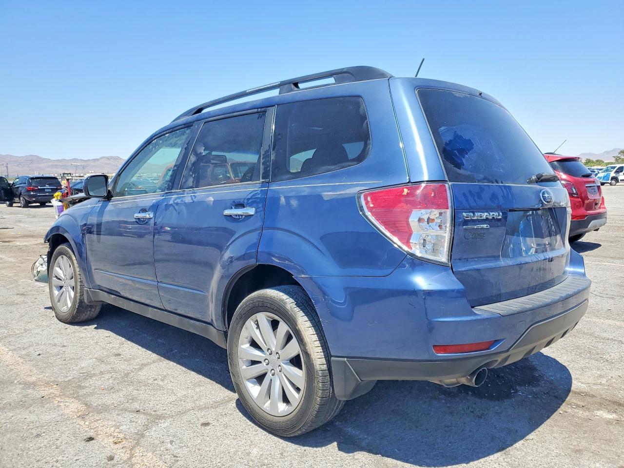 2013 Subaru Forester 2.5x Premium Синий vin: JF2SHADC5DH440428