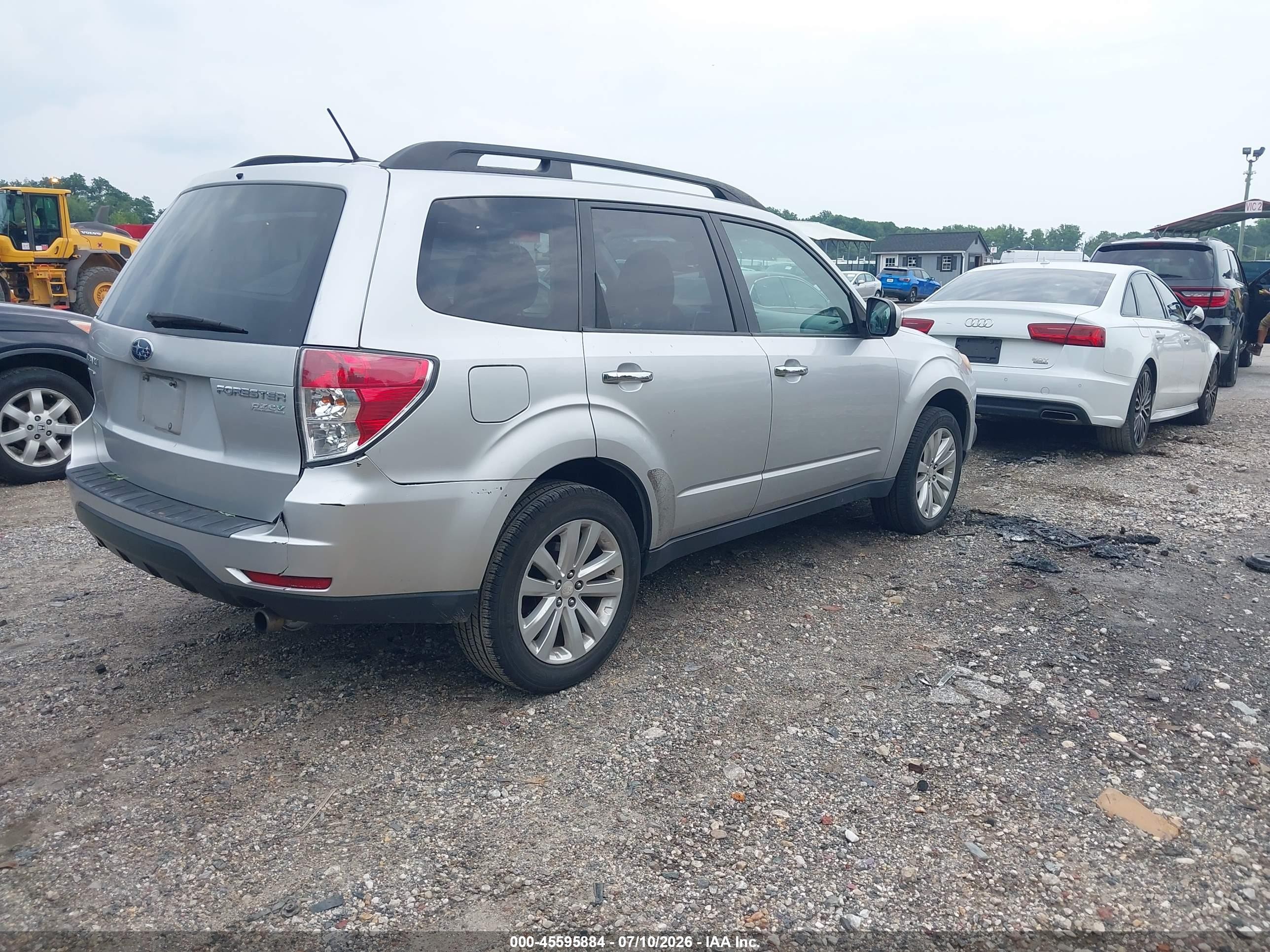 2011 Subaru Forester 2.5x Premium Black vin: JF2SHADC6BH727449