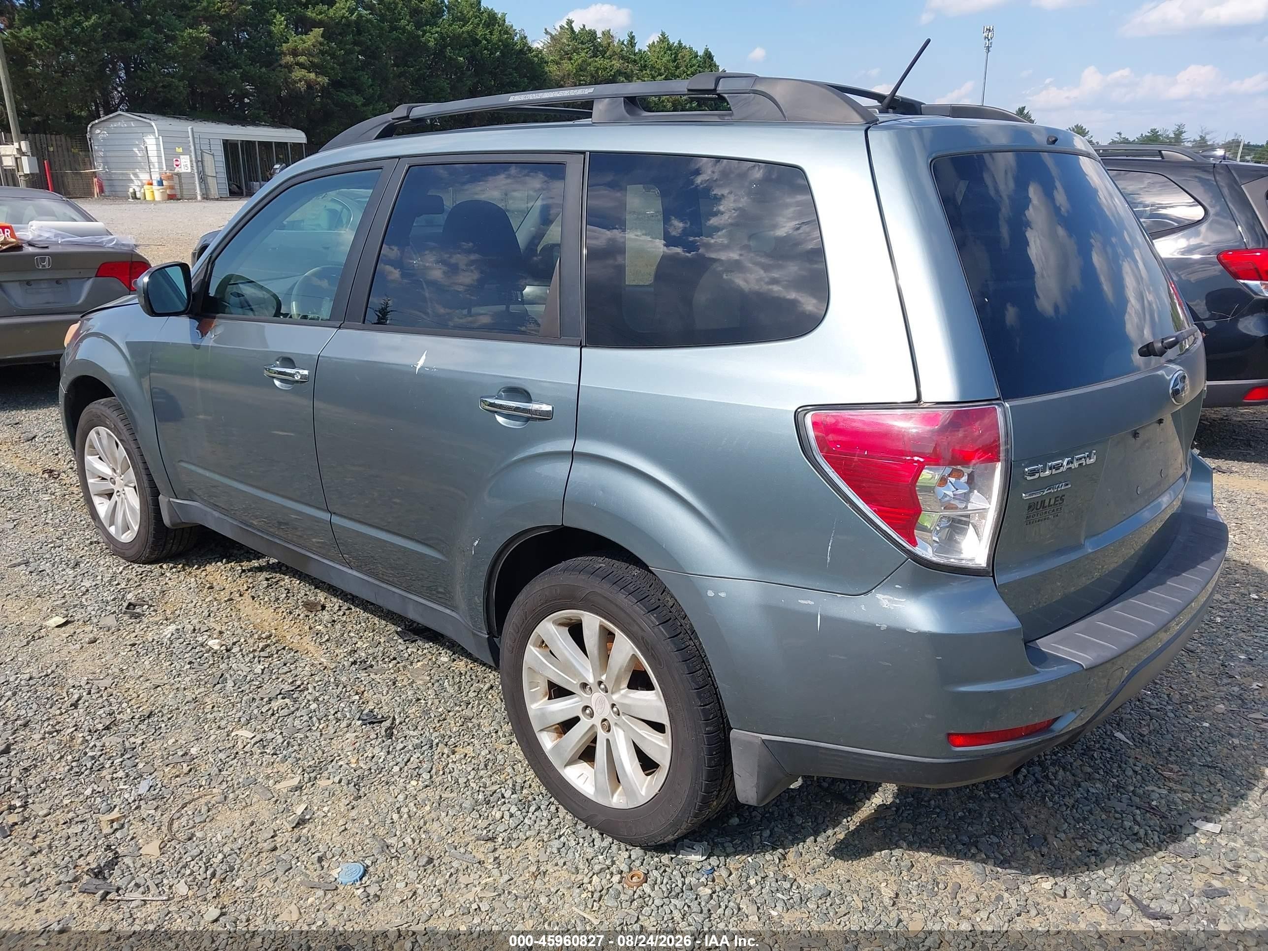 2011 Subaru Forester 2.5x Premium Light Blue vin: JF2SHADC6BH750164