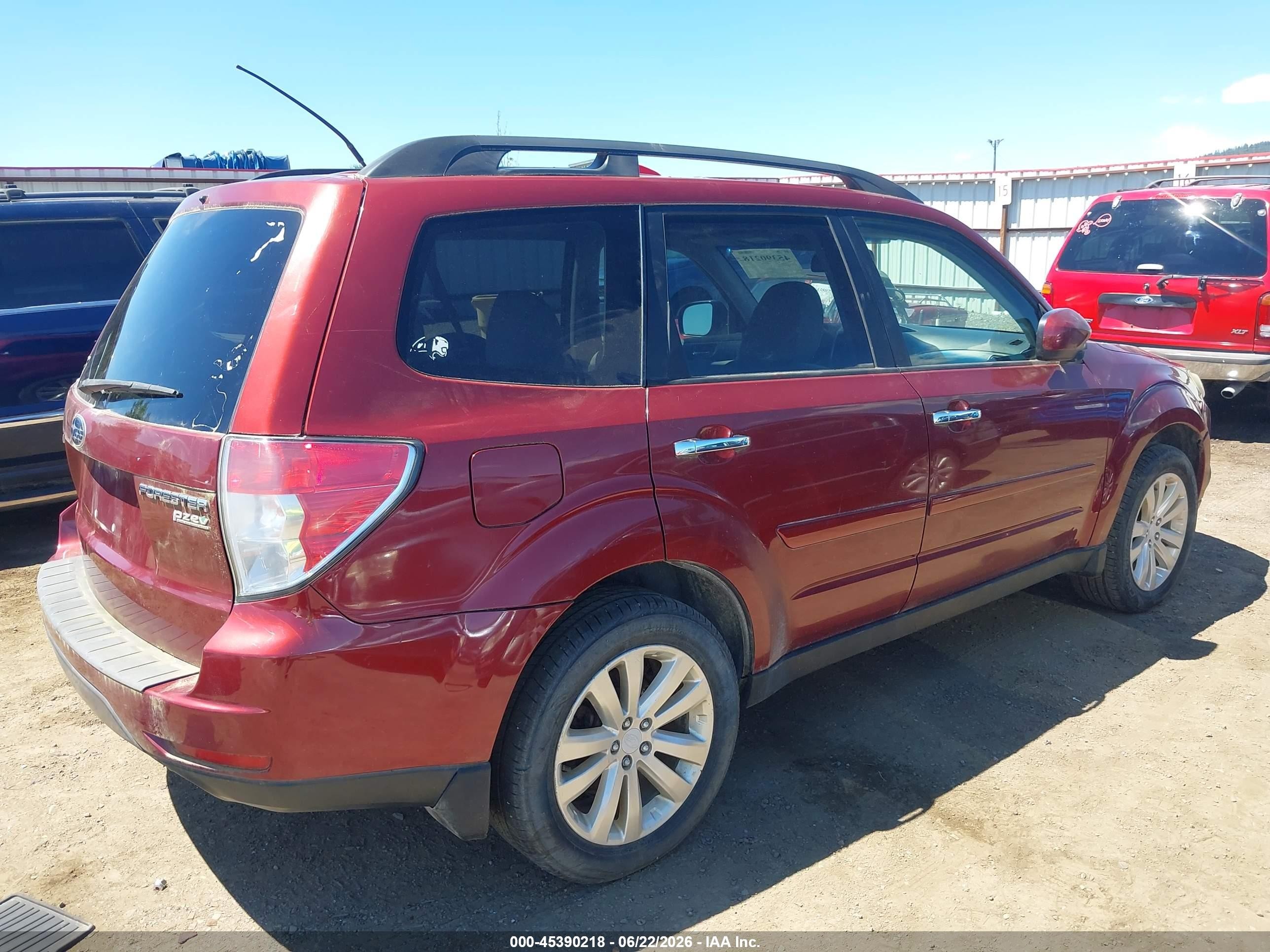 2011 Subaru Forester 2.5x Premium Maroon vin: JF2SHADC6BH776327