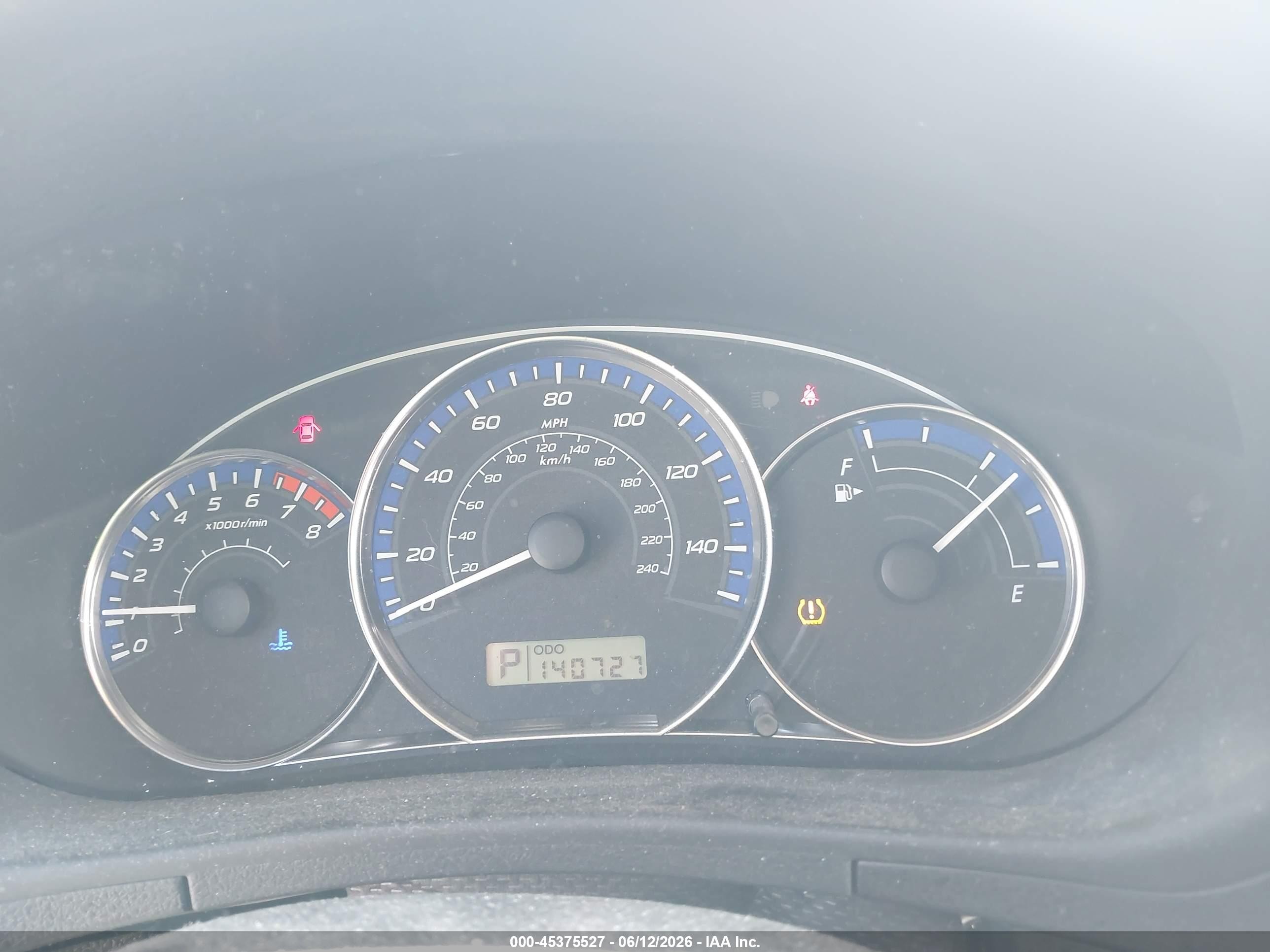 2012 Subaru Forester 2.5x Premium Silver vin: JF2SHADC6CH437178