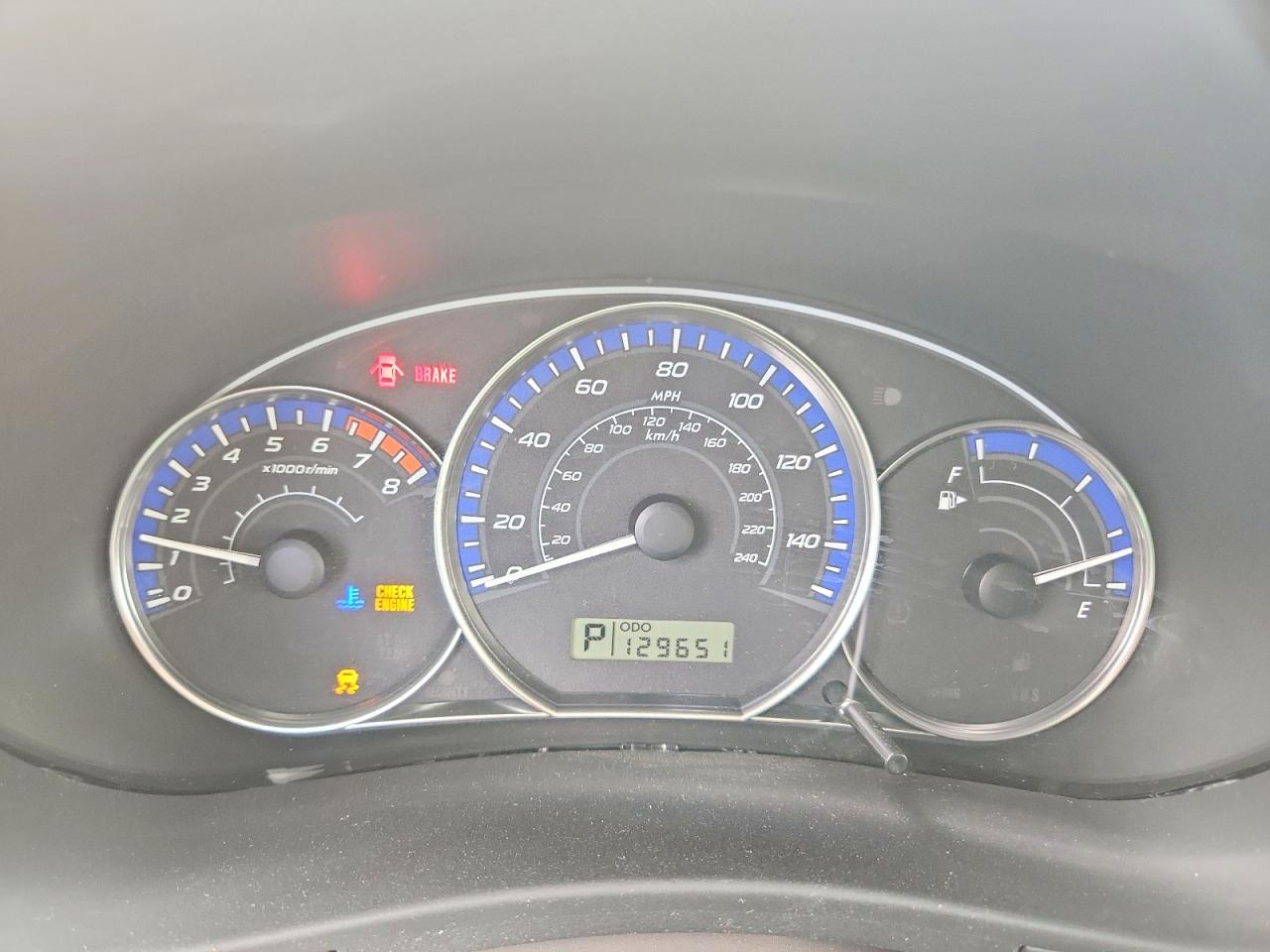 2012 Subaru Forester 2.5x Premium White vin: JF2SHADC6CH437911