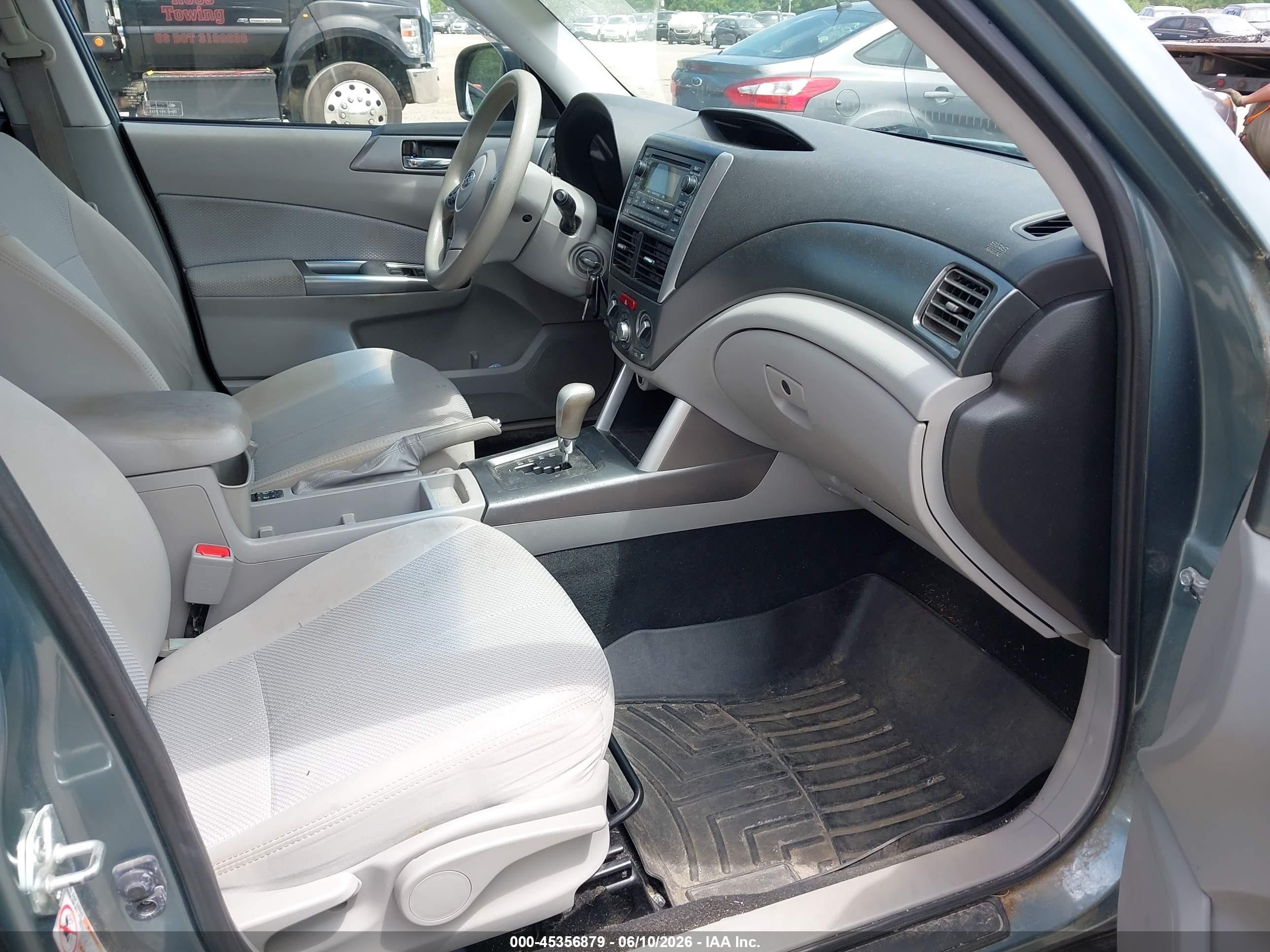 2012 Subaru Forester 2.5x Premium Green vin: JF2SHADC6CH453476