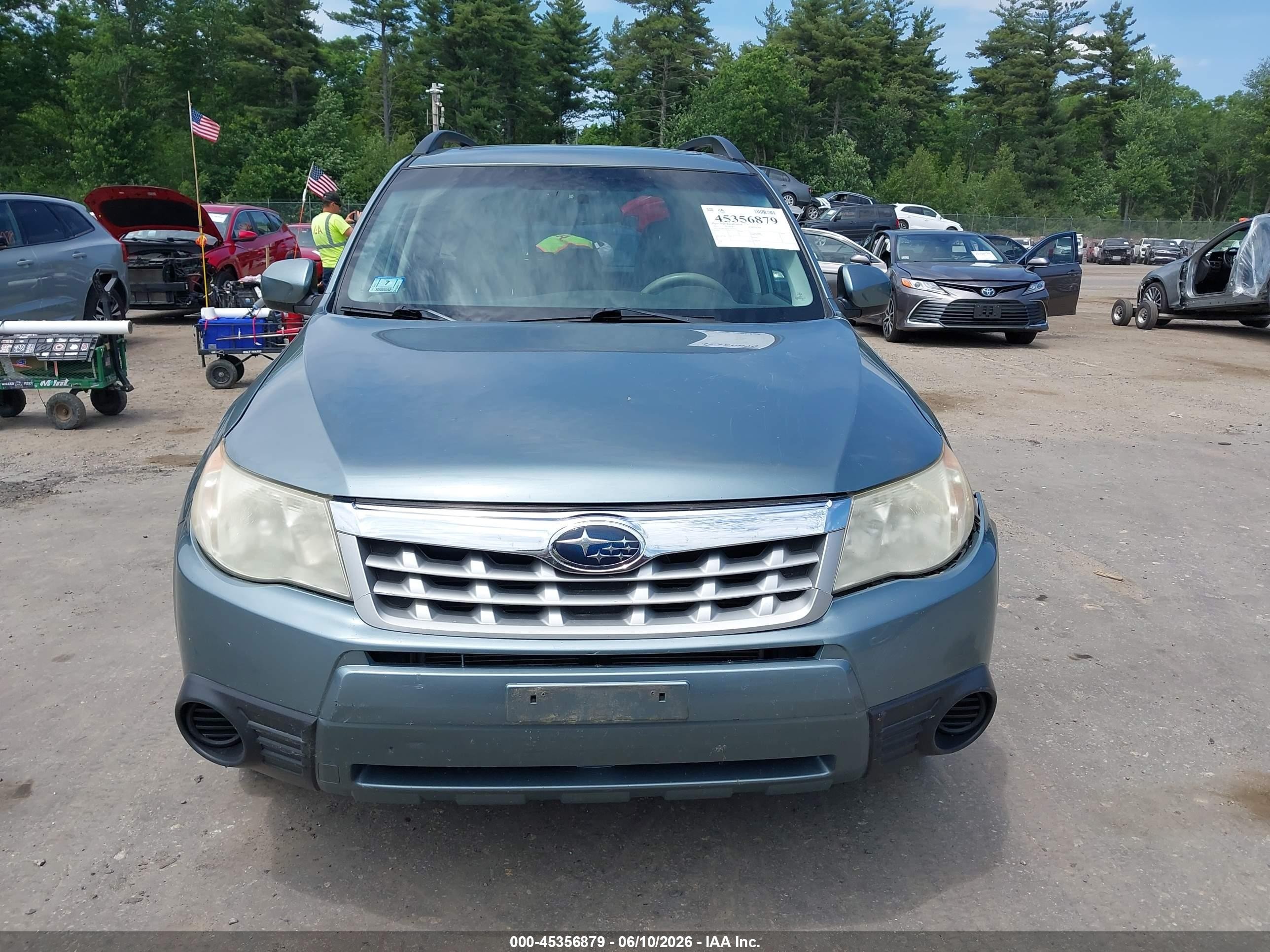2012 Subaru Forester 2.5x Premium Green vin: JF2SHADC6CH453476