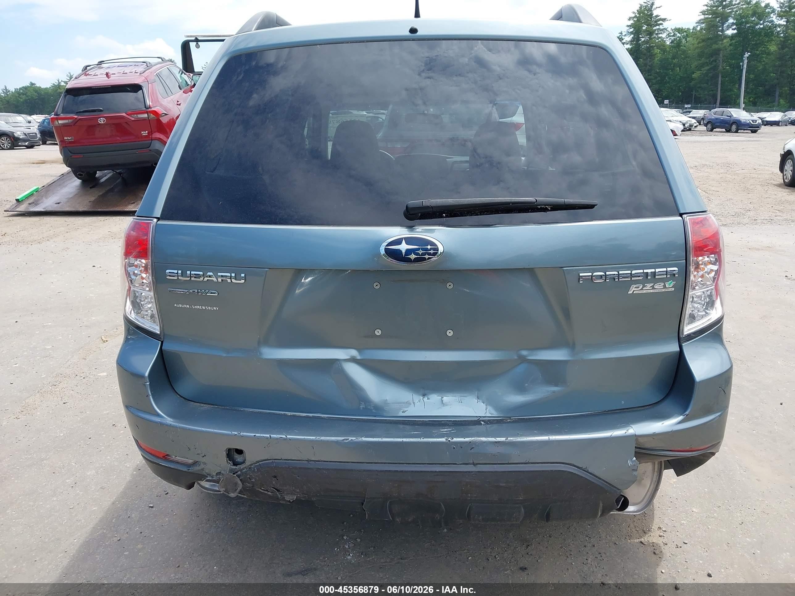 2012 Subaru Forester 2.5x Premium Green vin: JF2SHADC6CH453476