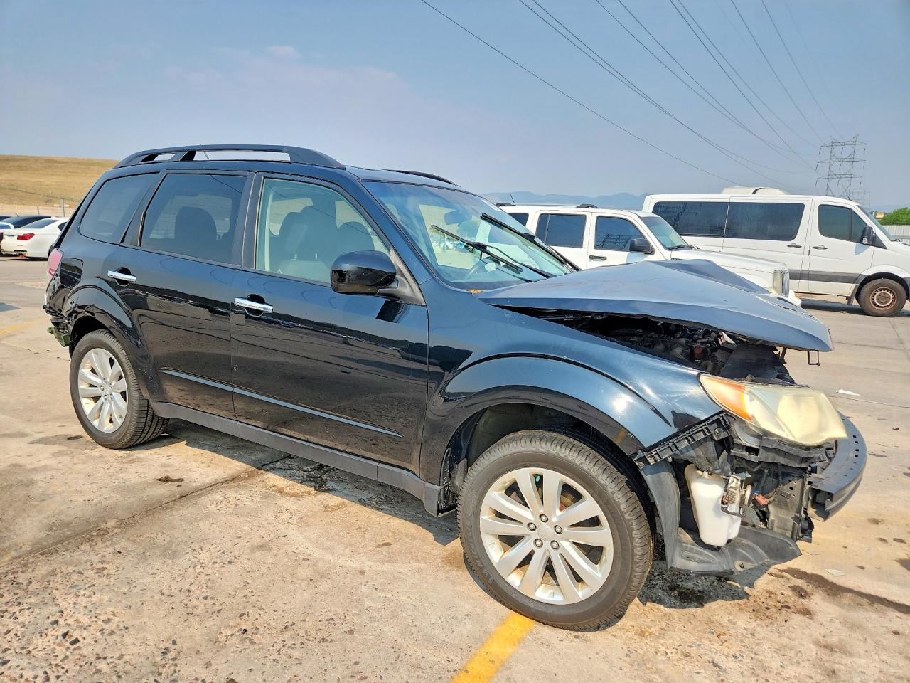 2013 Subaru Forester 2.5x Premium Black vin: JF2SHADC6DG403815
