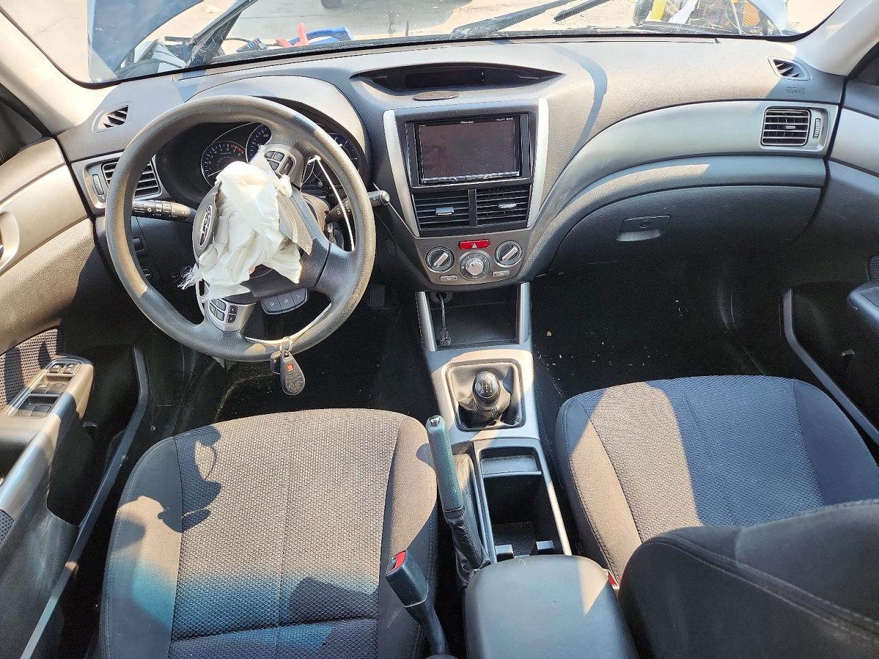 2013 Subaru Forester 2.5x Premium Black vin: JF2SHADC6DG403815