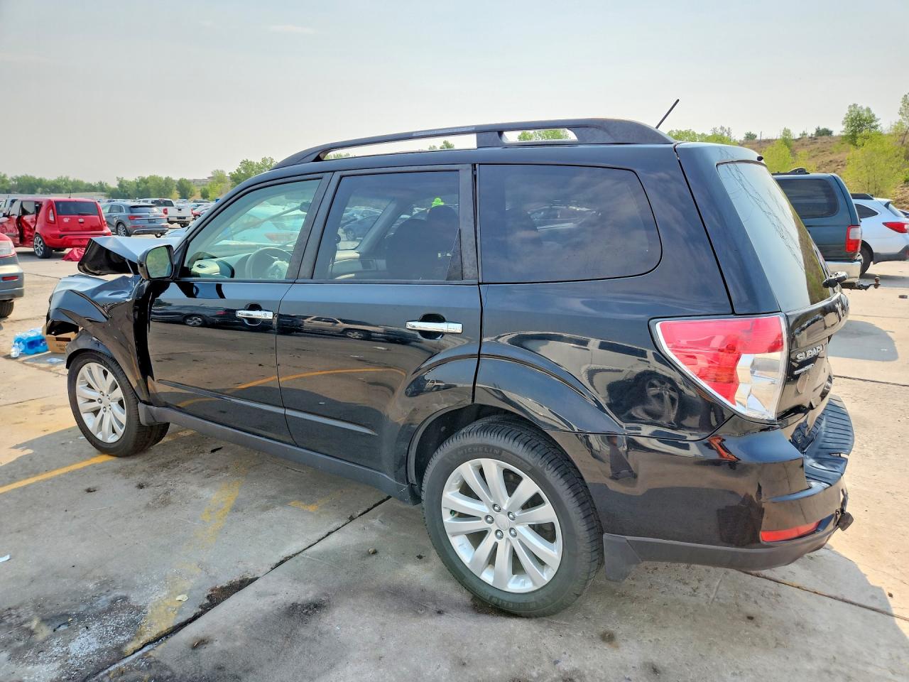 2013 Subaru Forester 2.5x Premium Black vin: JF2SHADC6DG403815