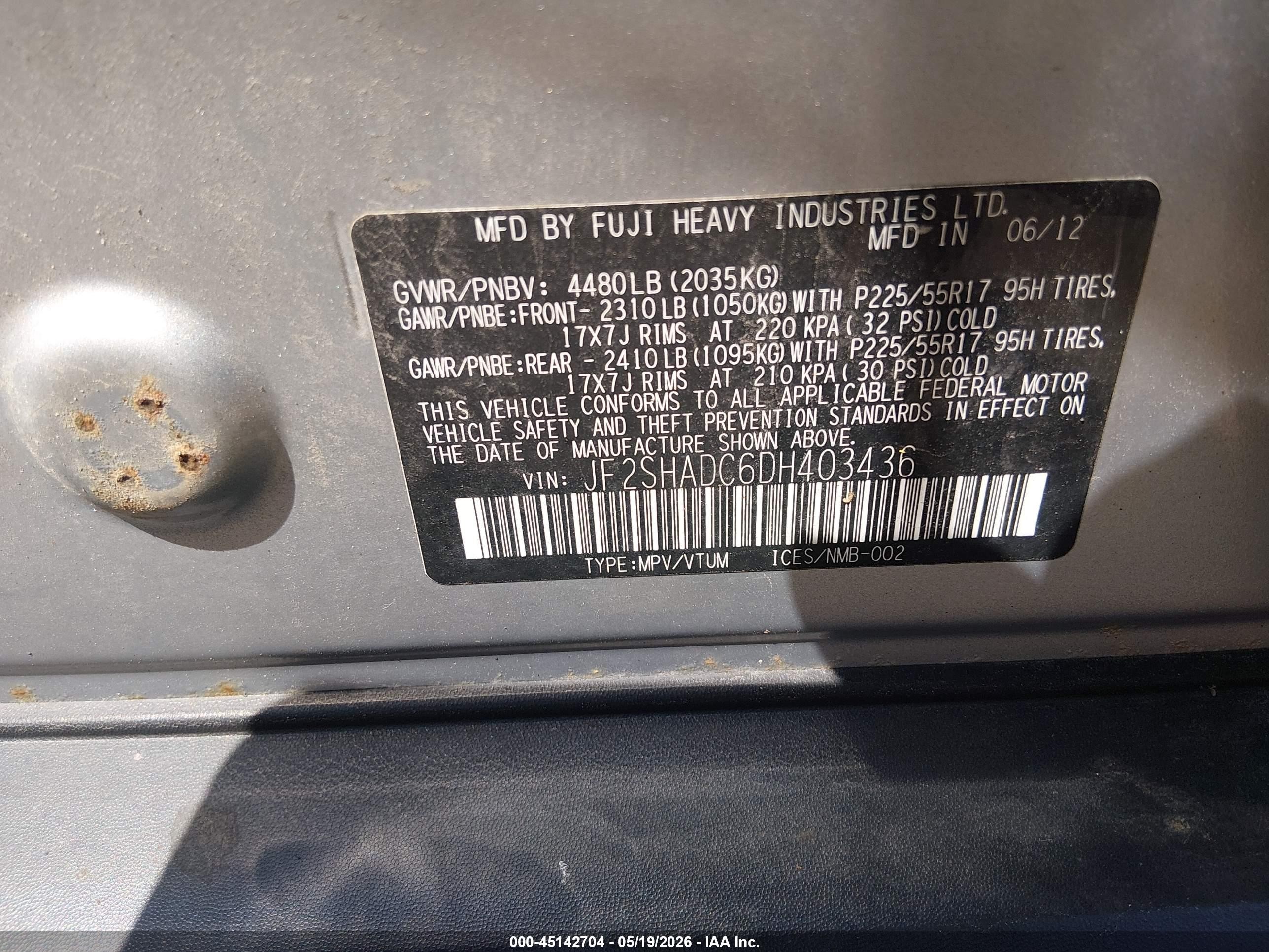 2013 Subaru Forester 2.5x Premium Серебряный vin: JF2SHADC6DH403436
