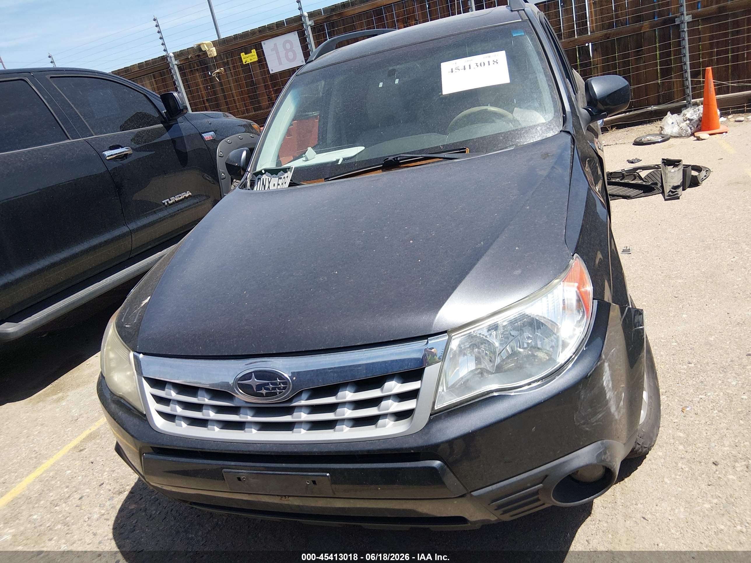 2013 Subaru Forester 2.5x Premium Серый vin: JF2SHADC6DH405641