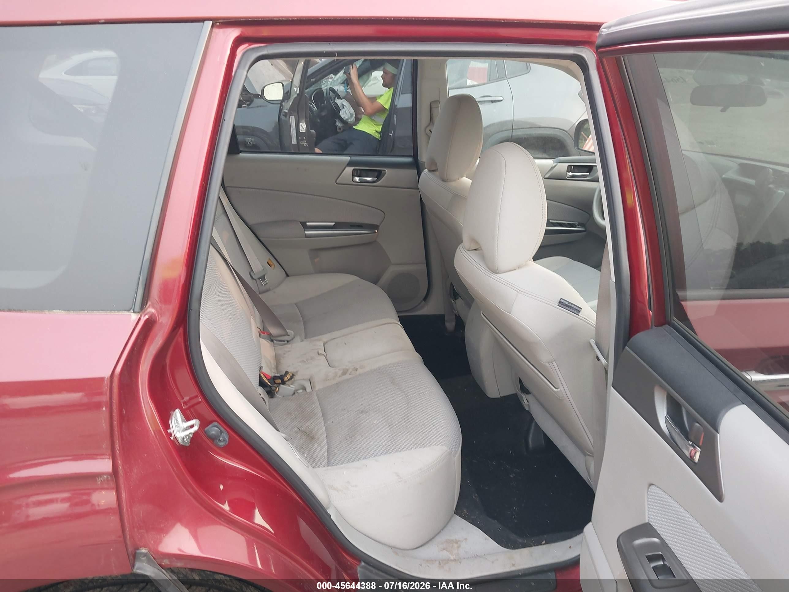 2011 Subaru Forester 2.5x Premium Red vin: JF2SHADC7BH713107