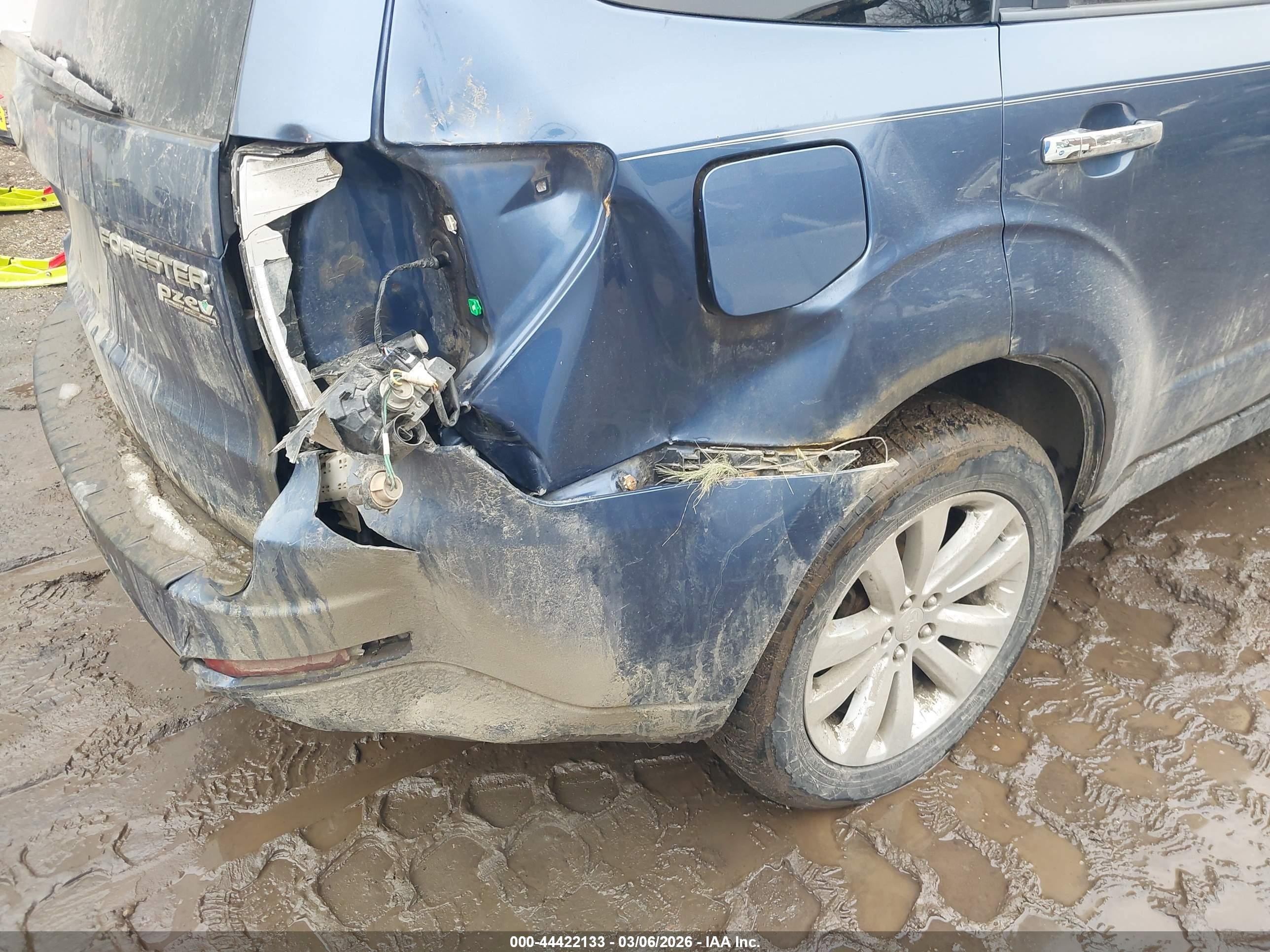 2011 Subaru Forester 2.5x Premium Синий vin: JF2SHADC7BH726259