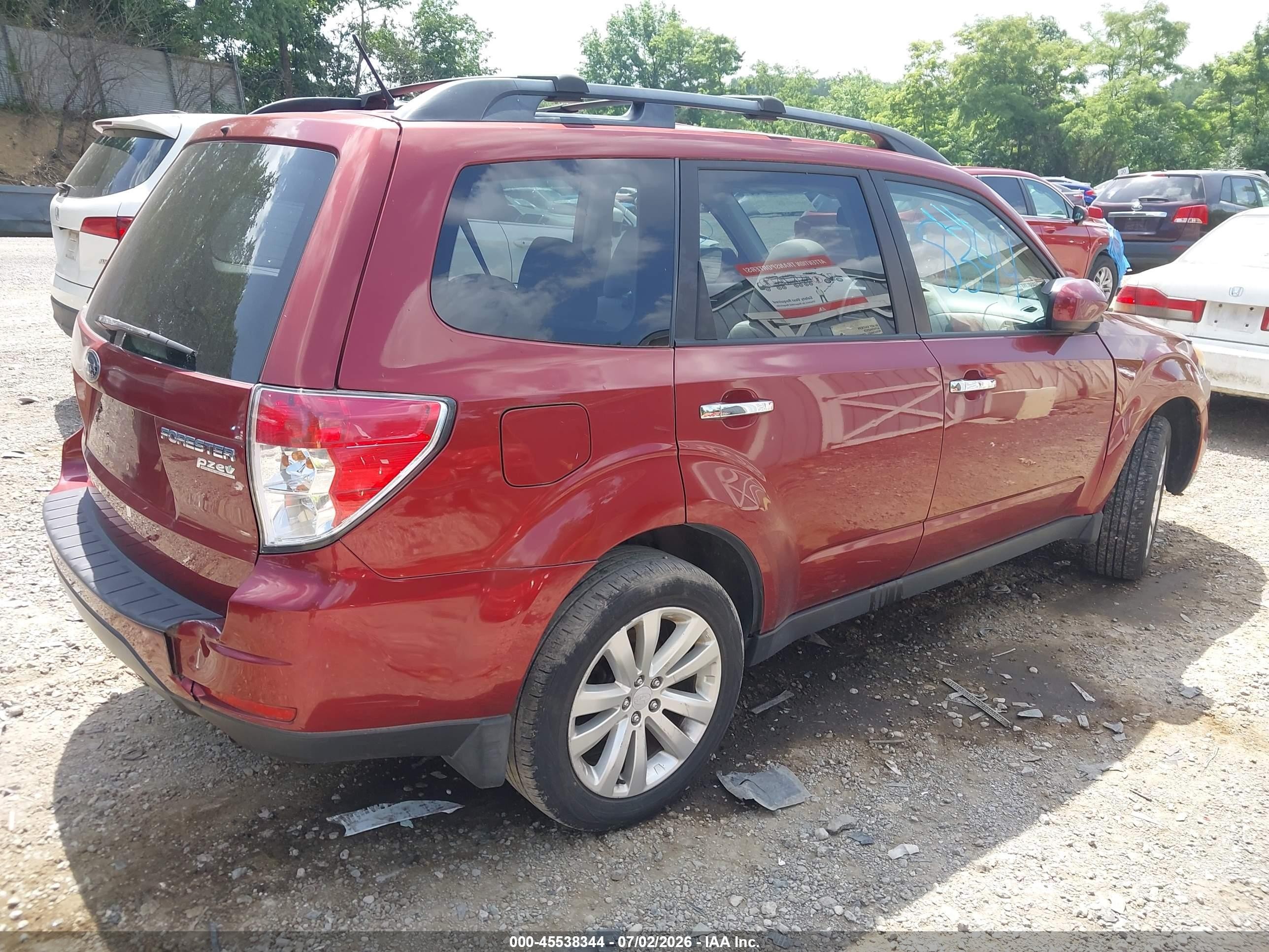 2011 Subaru Forester 2.5x Premium Фиолетовый vin: JF2SHADC7BH769029