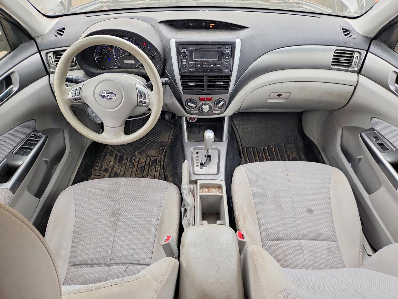 2011 Subaru Forester 2.5x Premium Silver vin: JF2SHADC7BH773646