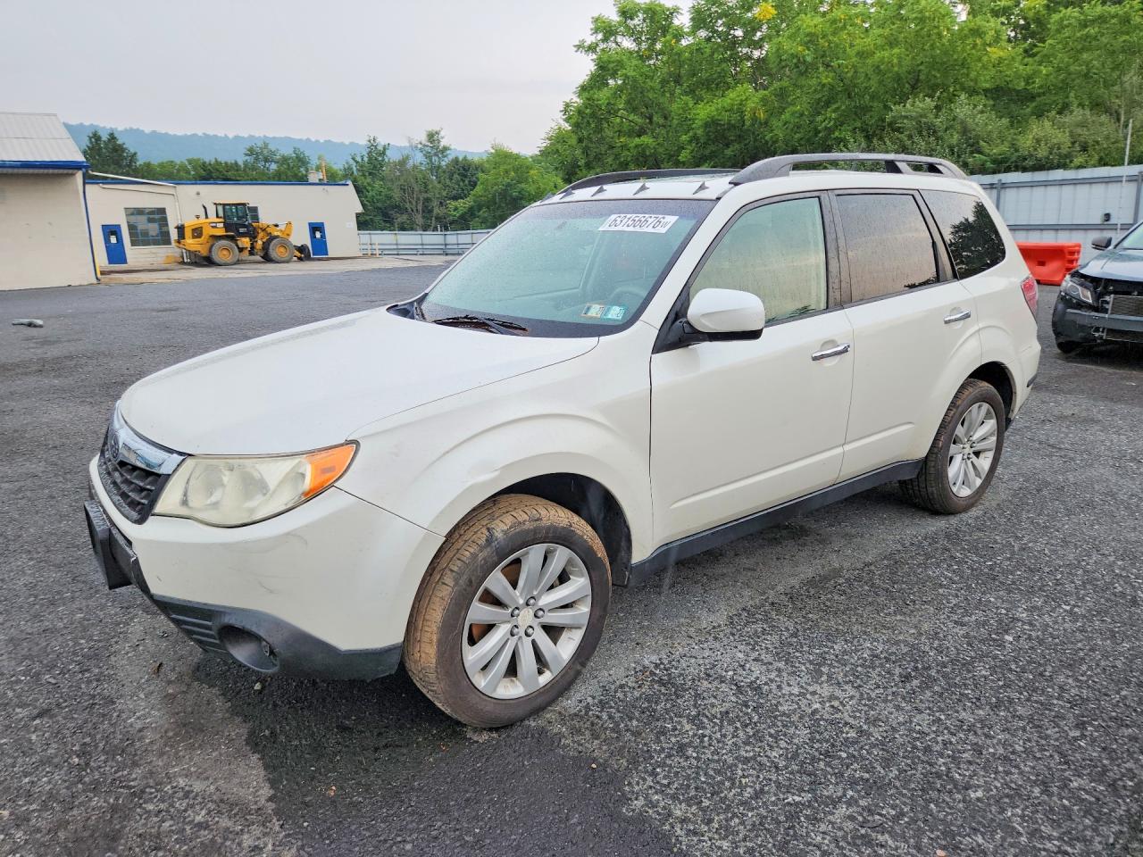 2012 Subaru Forester 2.5x Premium White vin: JF2SHADC7CH411933